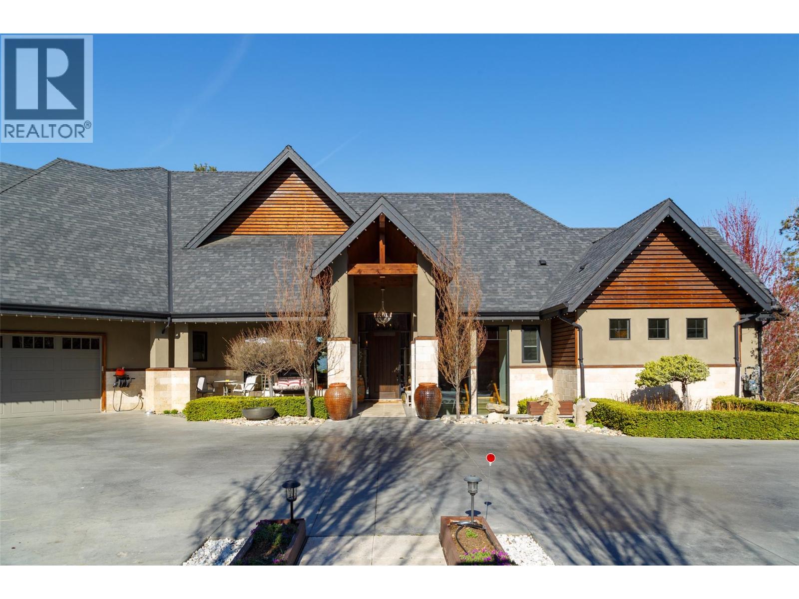 3990 Fairwinds Court, Kelowna, British Columbia  V1W 4G1 - Photo 9 - 10399792