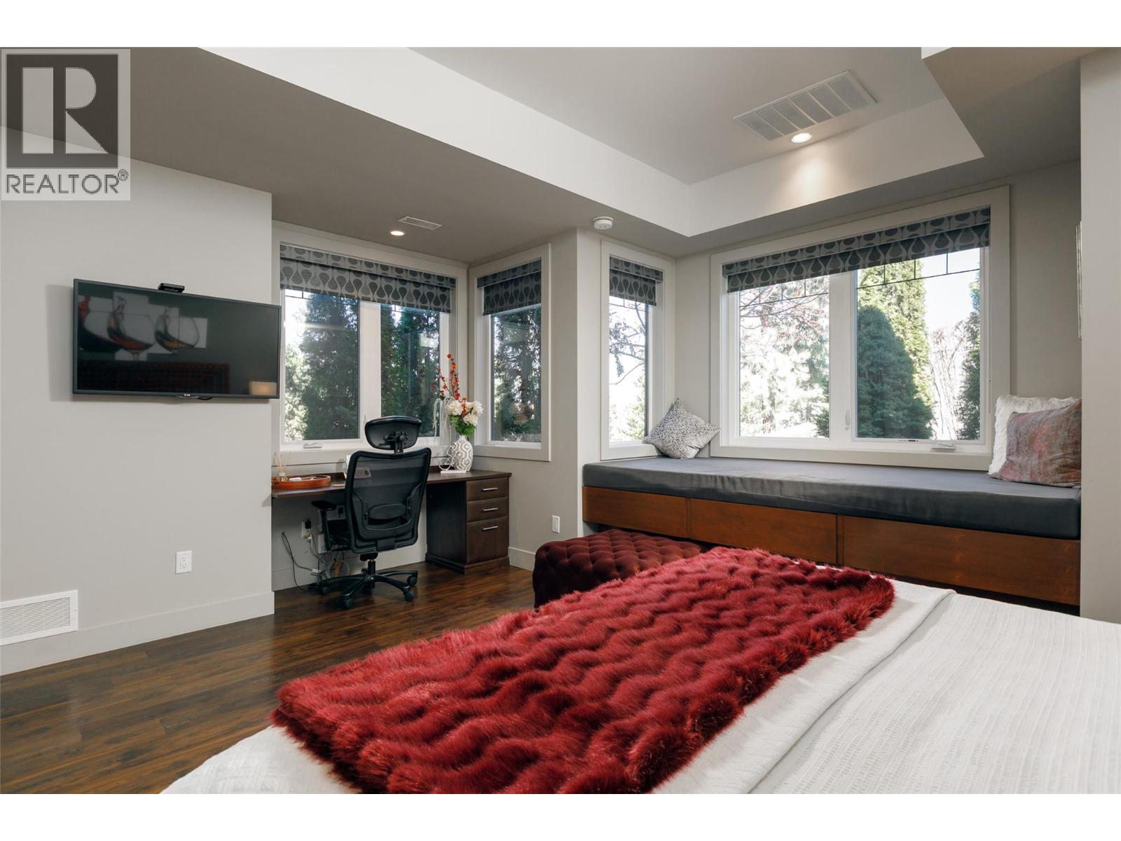 3990 Fairwinds Court, Kelowna, British Columbia  V1W 4G1 - Photo 92 - 10399792