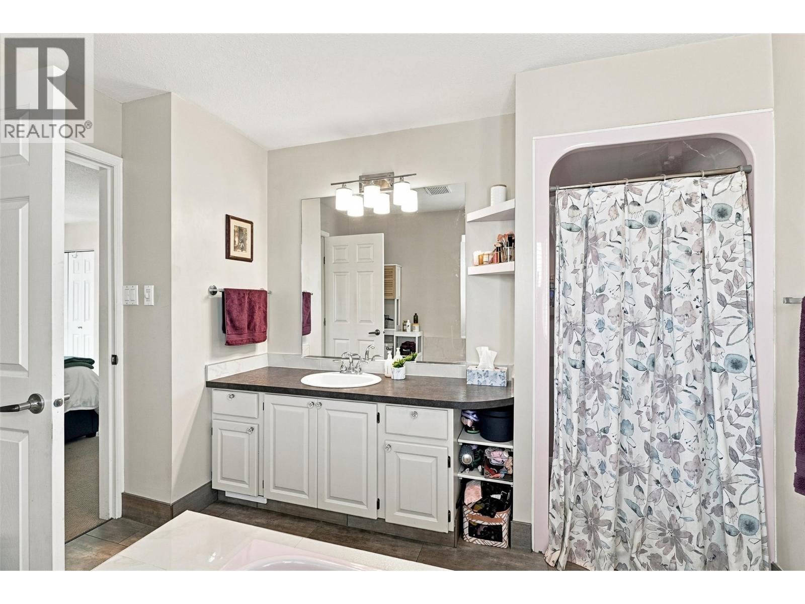 1913 Granite Avenue, Merritt, British Columbia  V1K 1B8 - Photo 45 - 10399369