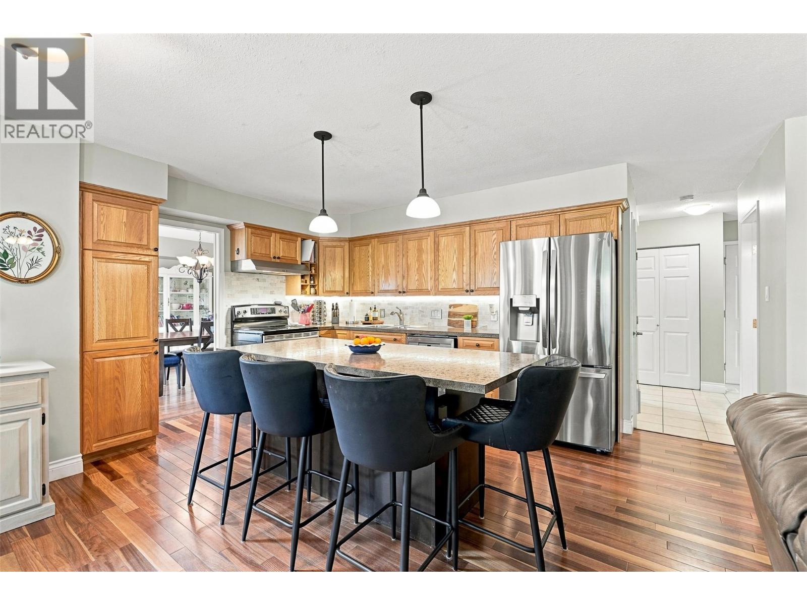 1913 Granite Avenue, Merritt, British Columbia  V1K 1B8 - Photo 5 - 10399369