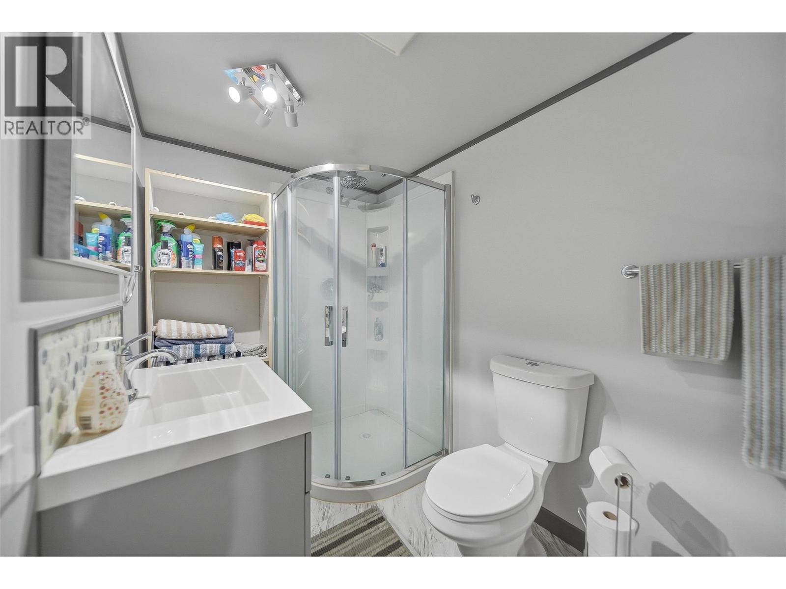 1125 Halston Avenue, Kamloops, British Columbia  V2B 2C2 - Photo 42 - 10399838