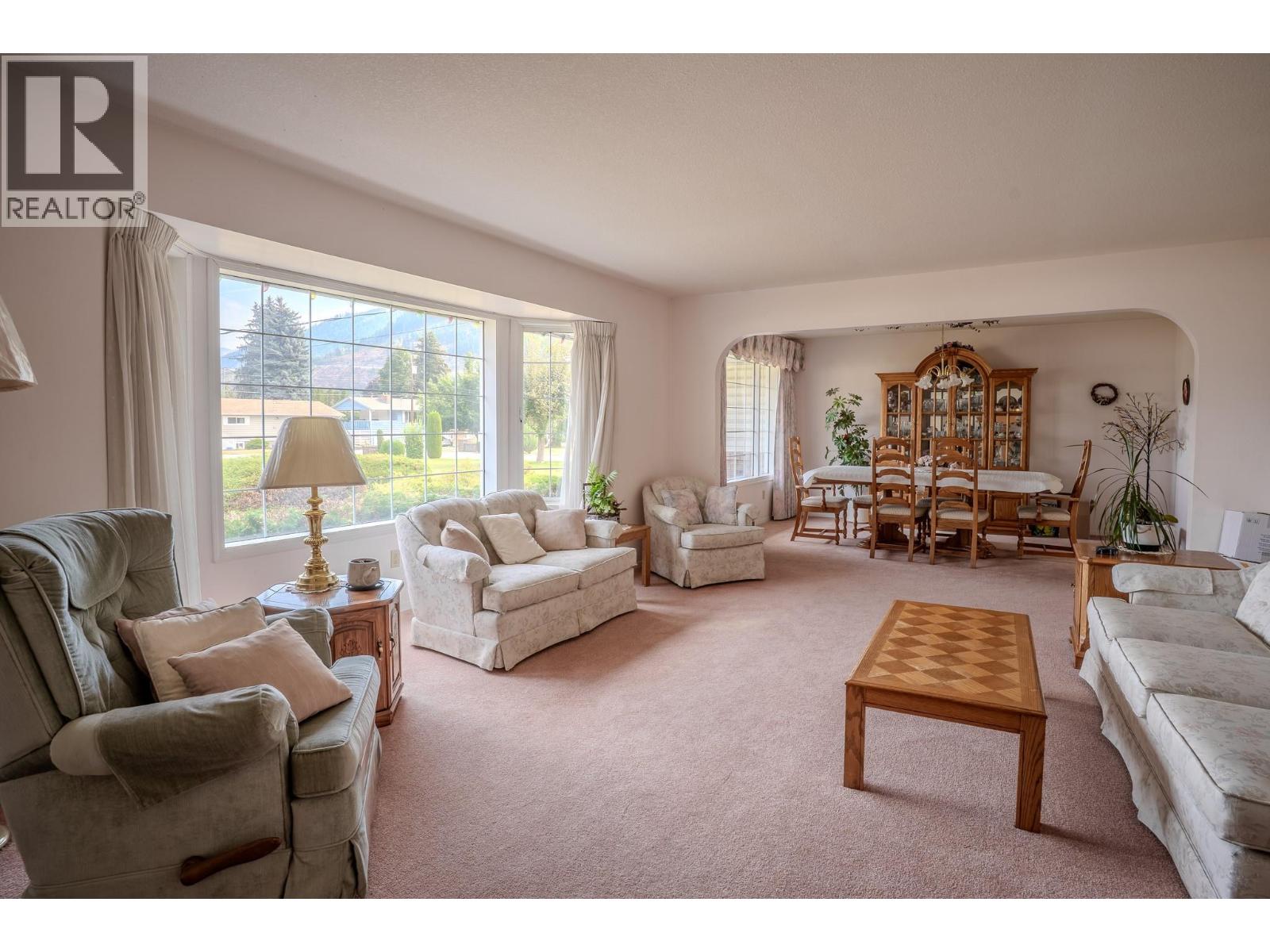 310 Arbutus Street, Chase, British Columbia  V0E 1M0 - Photo 7 - 10399801