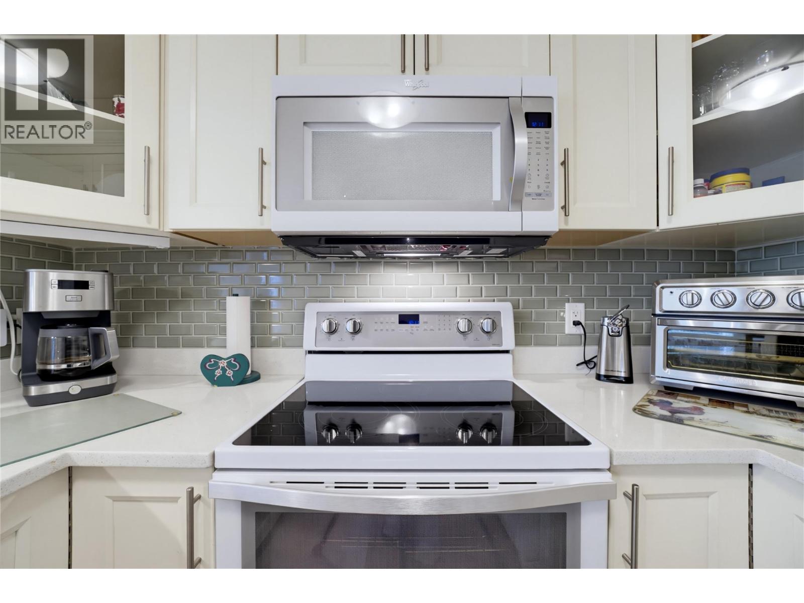 330 4th Avenue Se Unit# 106, Salmon Arm, British Columbia  V1E 0E2 - Photo 12 - 10399579