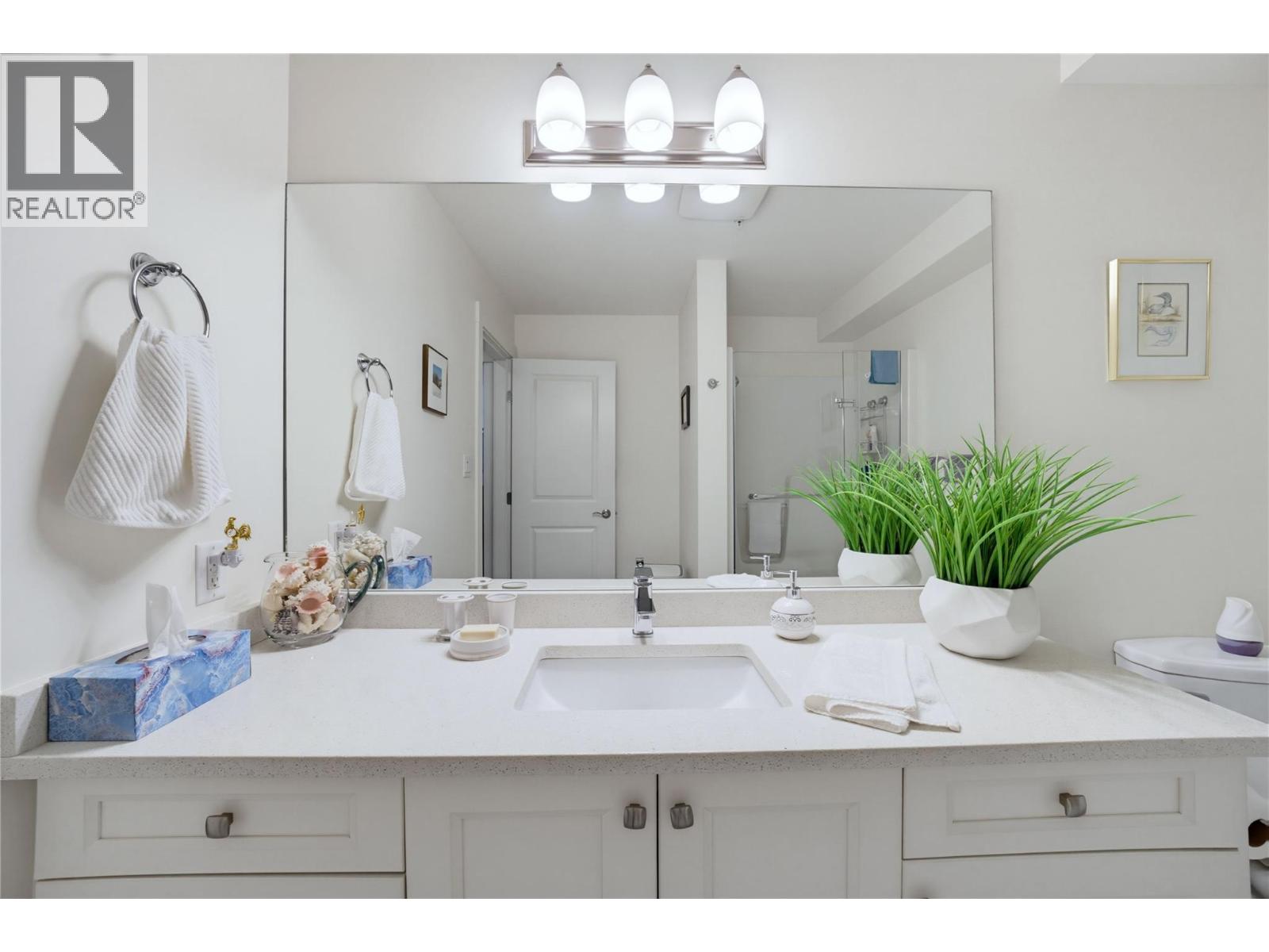 330 4th Avenue Se Unit# 106, Salmon Arm, British Columbia  V1E 0E2 - Photo 30 - 10399579