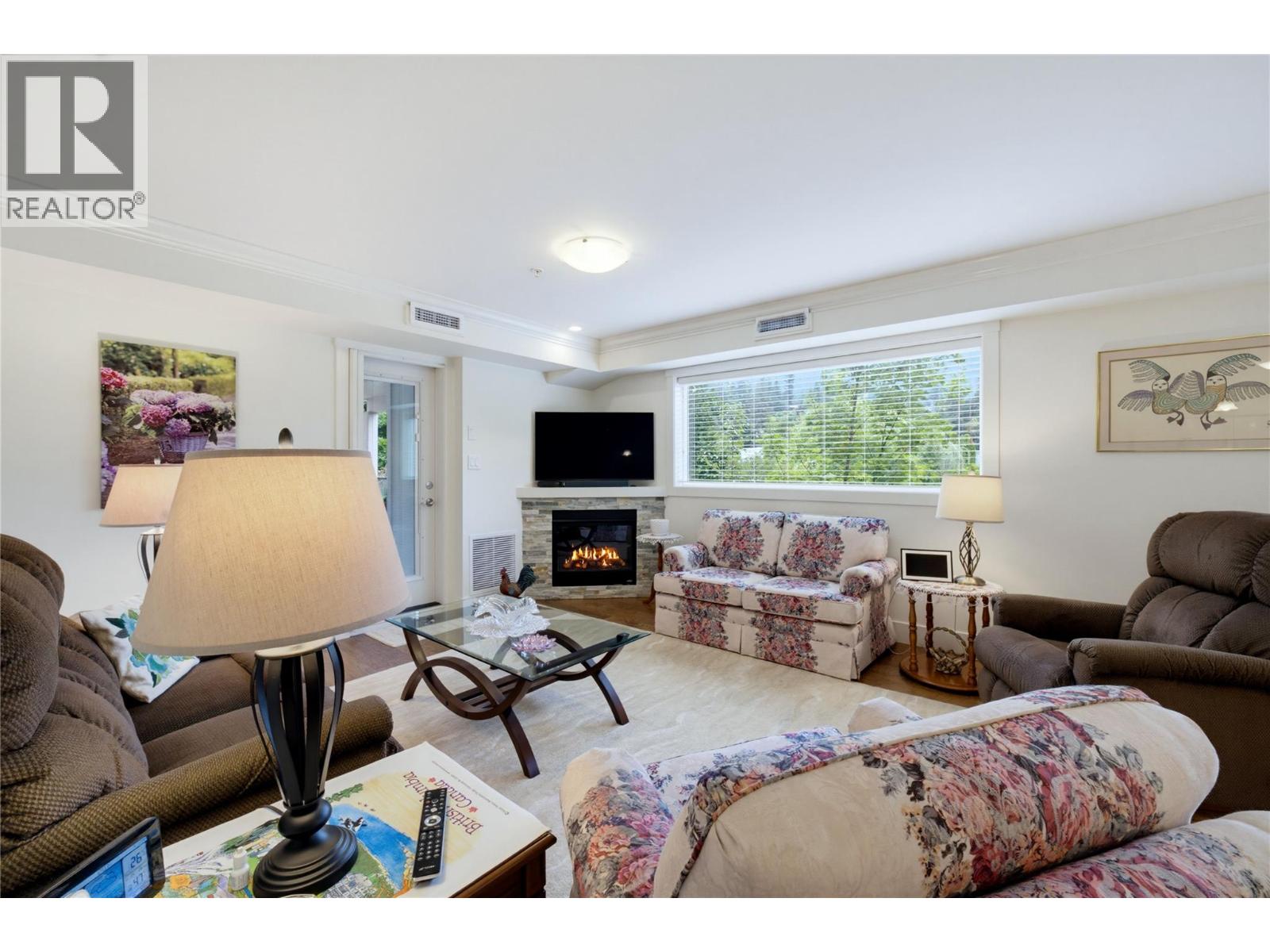 330 4th Avenue Se Unit# 106, Salmon Arm, British Columbia  V1E 0E2 - Photo 7 - 10399579