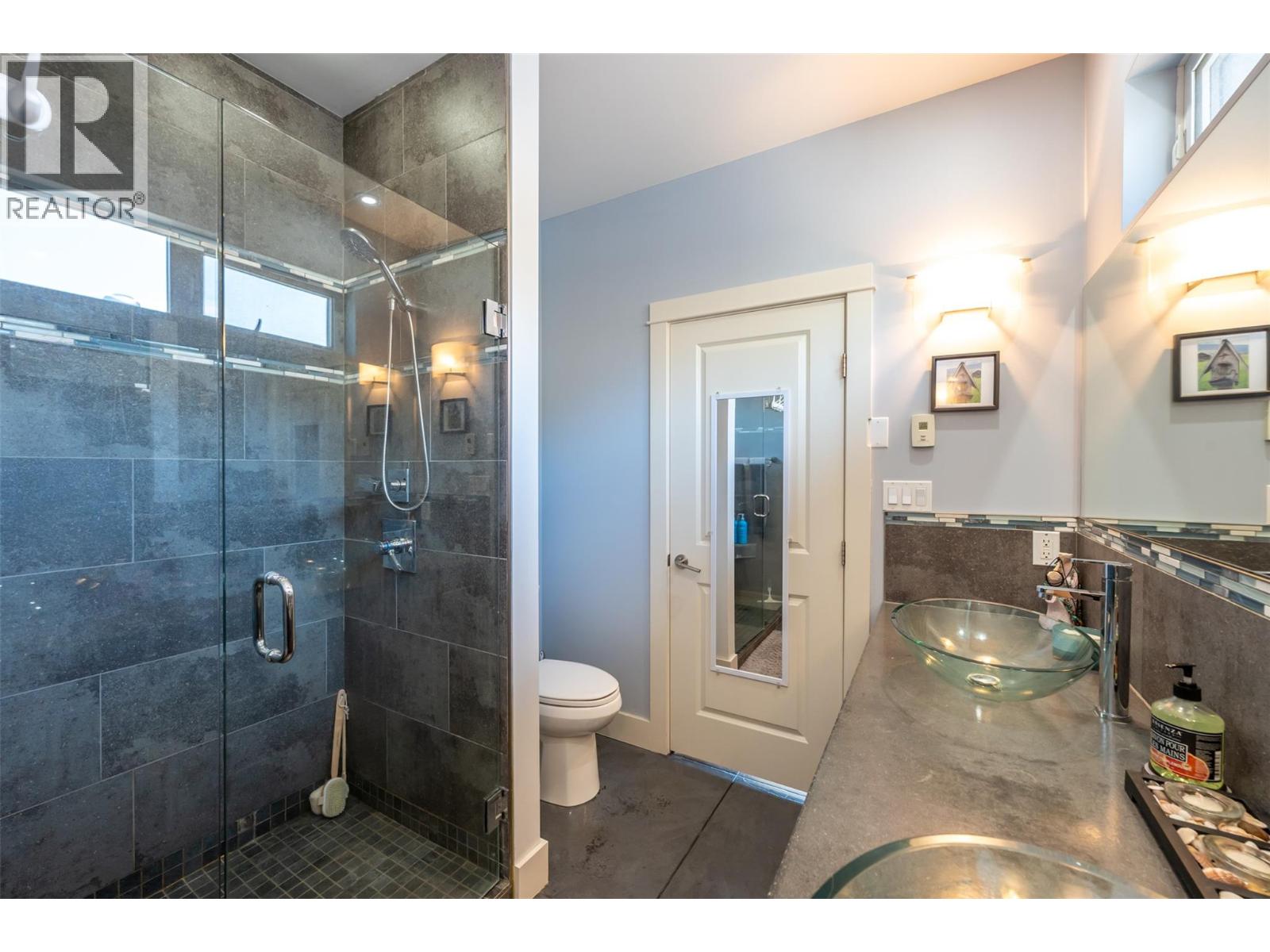729 Creekside Road, Penticton, British Columbia  V2A 2C5 - Photo 23 - 10399816