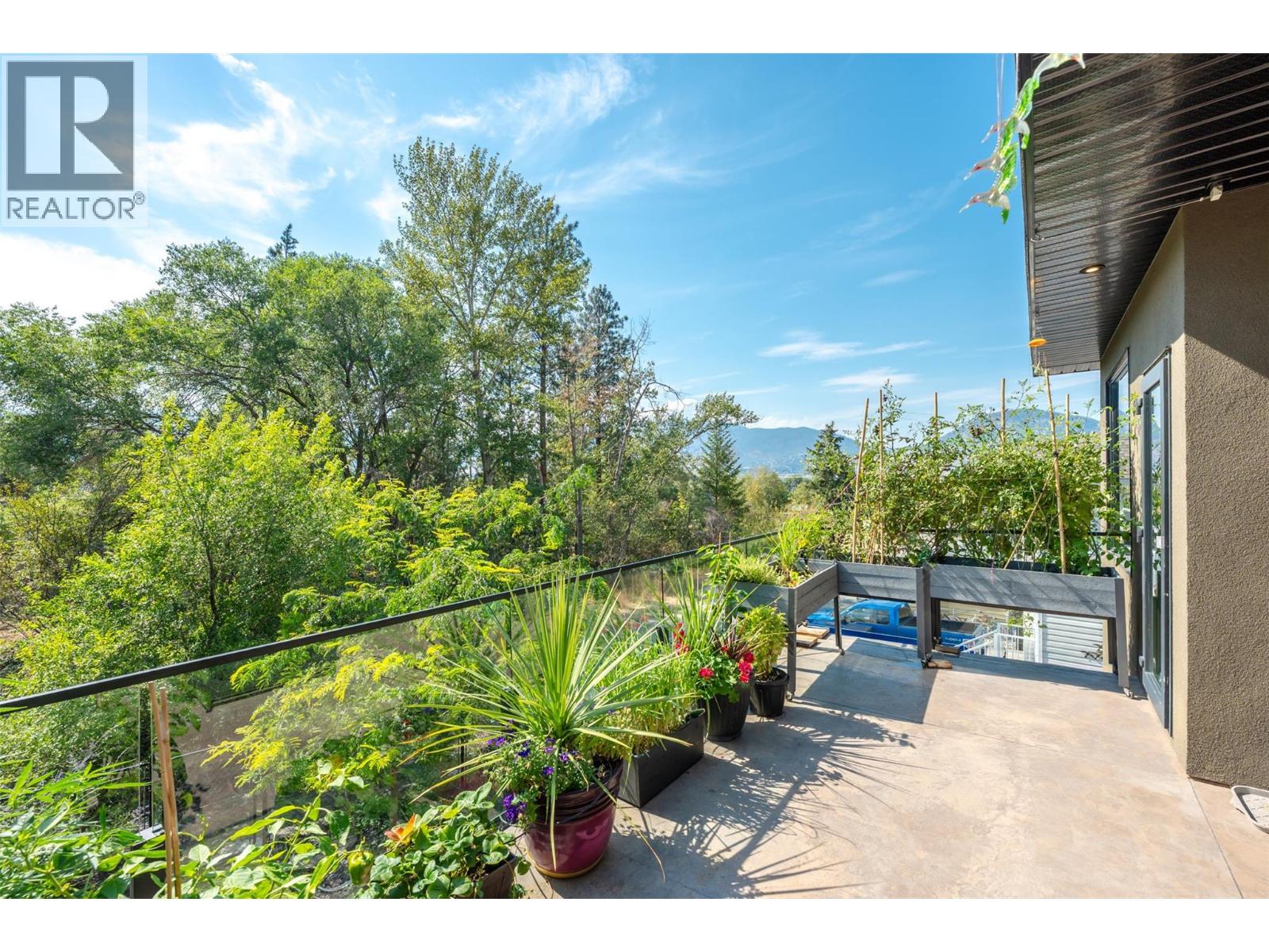 729 Creekside Road, Penticton, British Columbia  V2A 2C5 - Photo 29 - 10399816