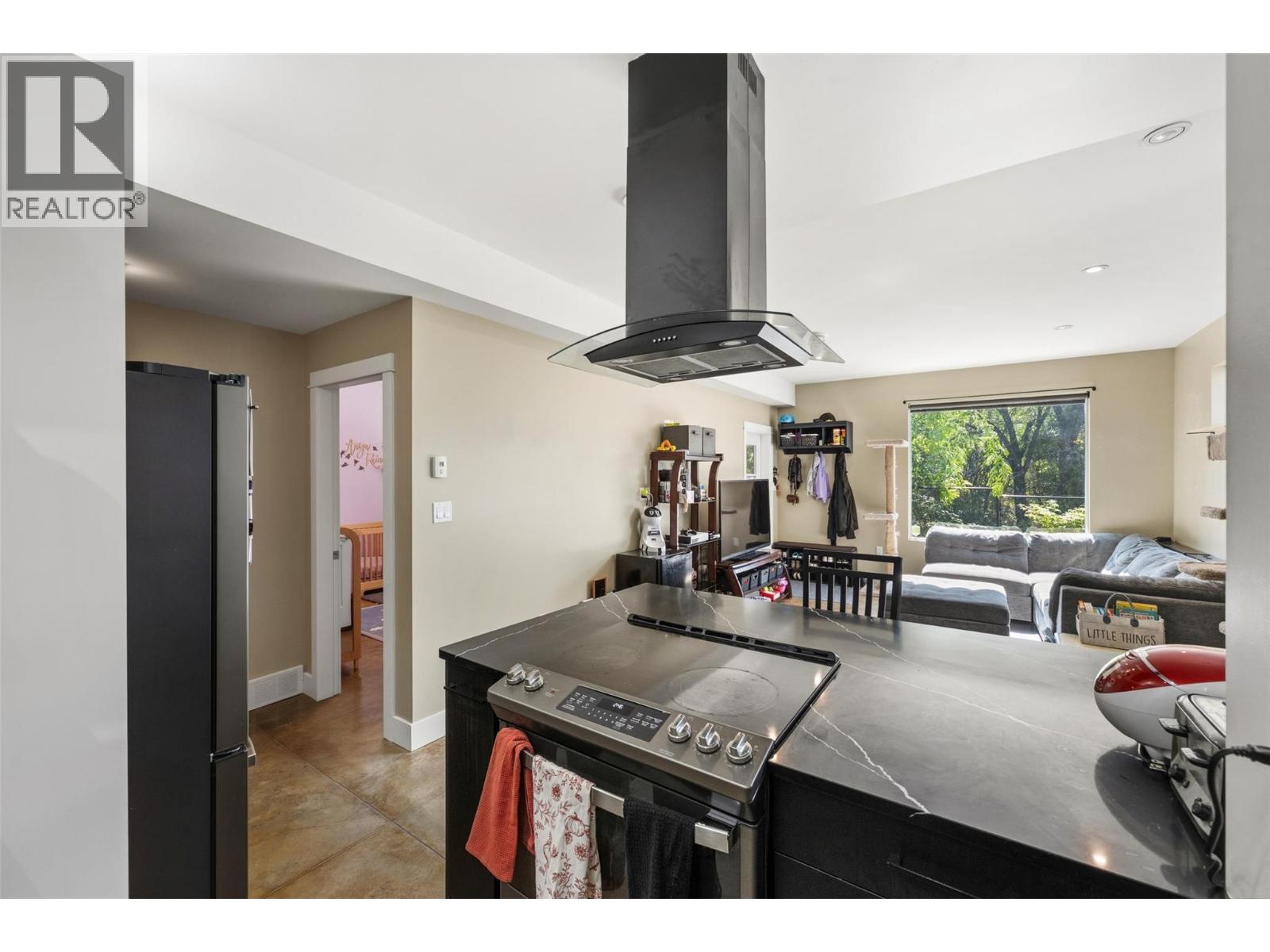 729 Creekside Road, Penticton, British Columbia  V2A 2C5 - Photo 44 - 10399816