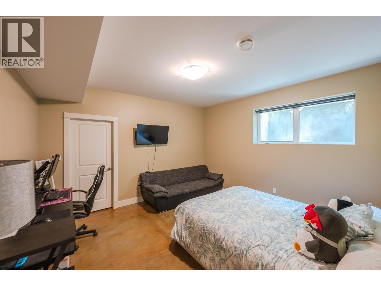 729 Creekside Road, Penticton, British Columbia  V2A 2C5 - Photo 50 - 10399816