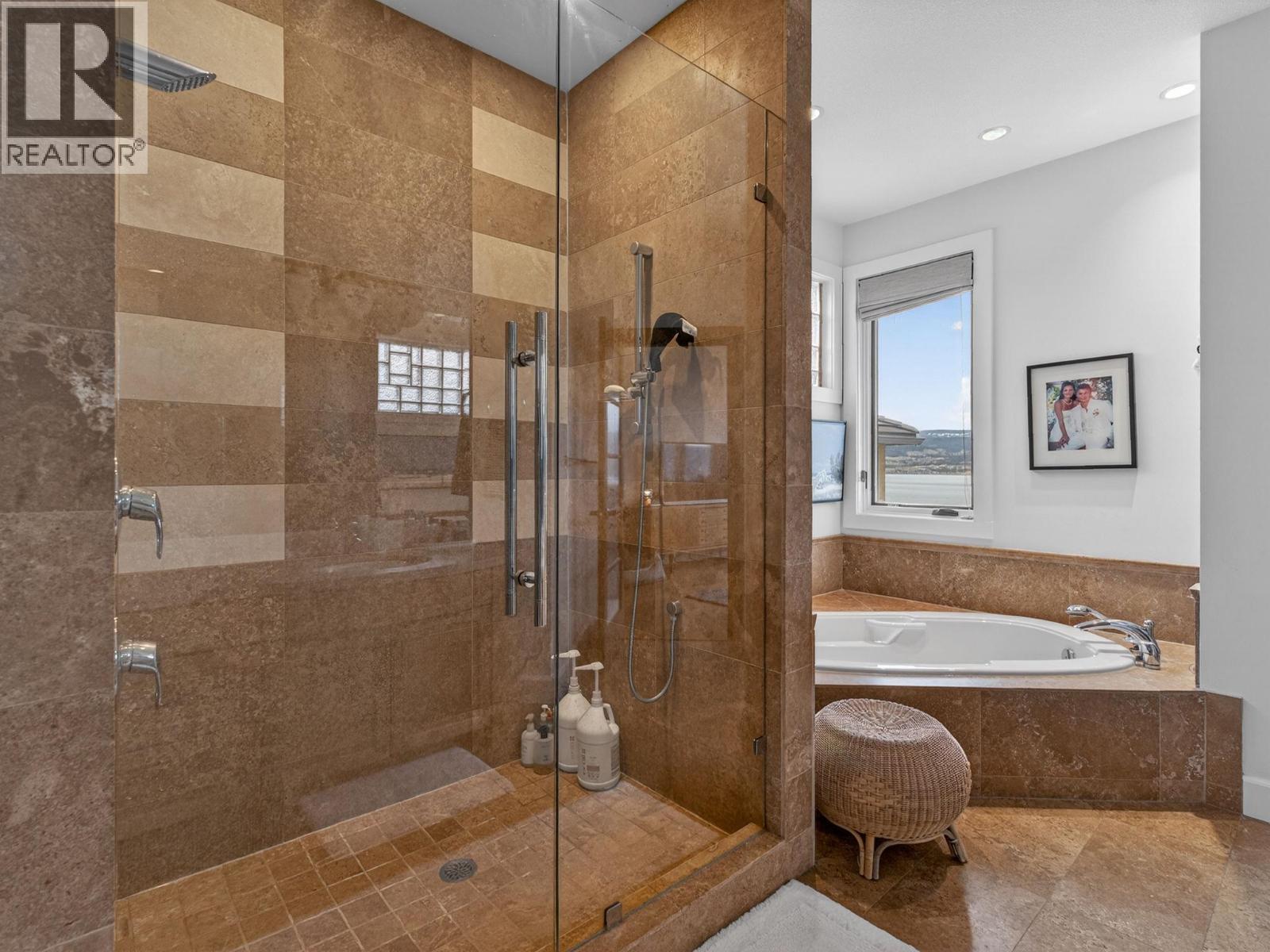 390 Okaview Road, Kelowna, British Columbia  V1W 4K3 - Photo 26 - 10399791