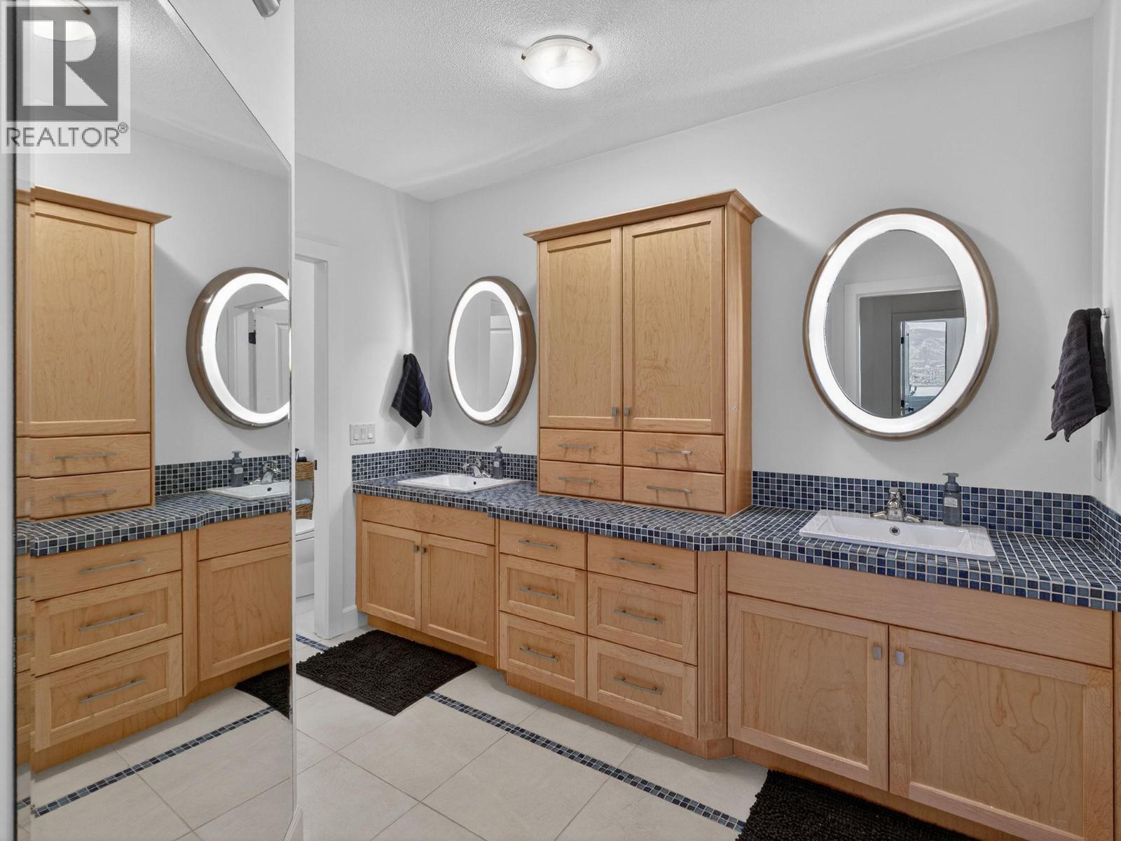390 Okaview Road, Kelowna, British Columbia  V1W 4K3 - Photo 47 - 10399791
