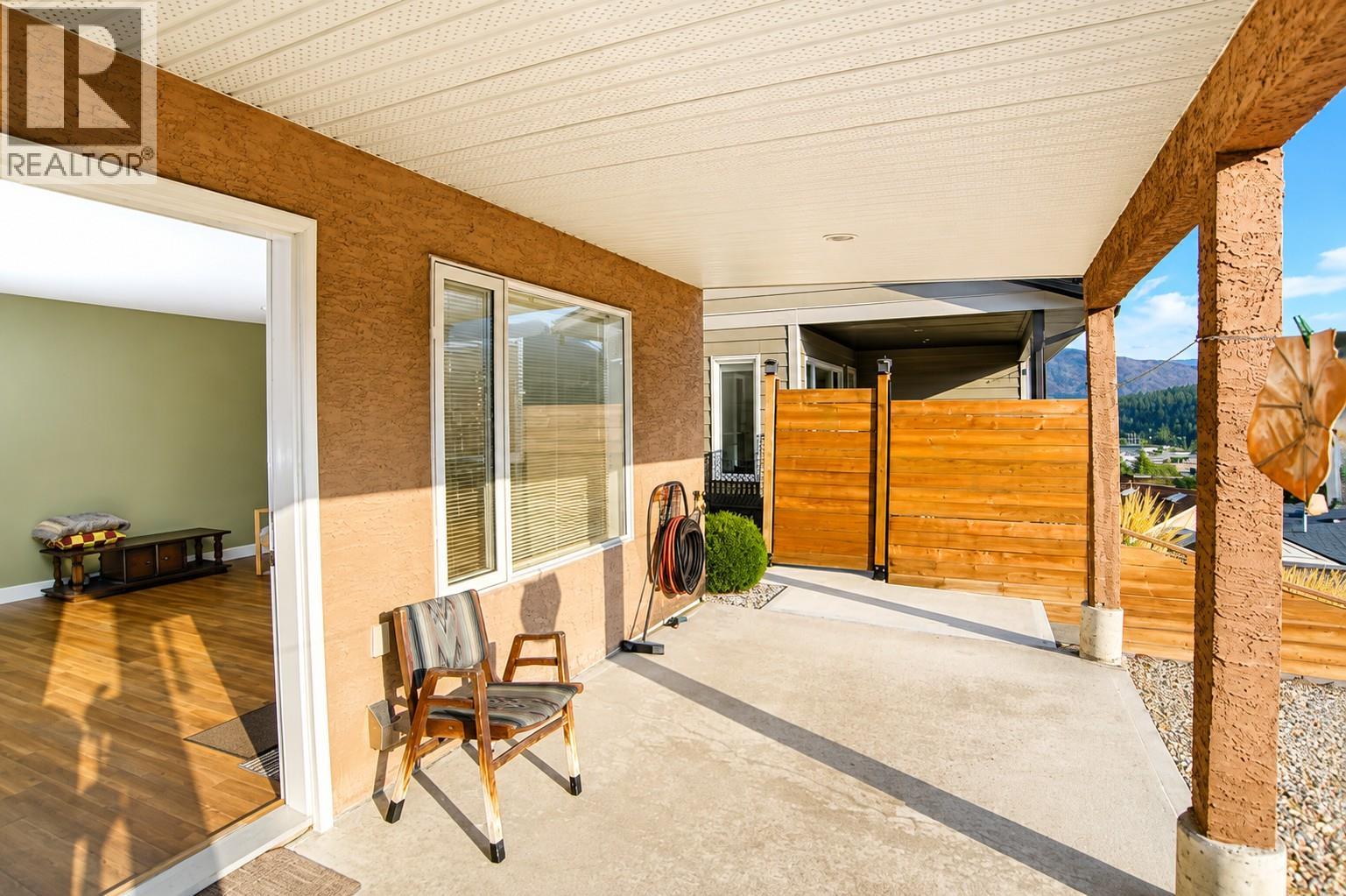 8128 Birchwood Drive, Trail, British Columbia  V1R 4Y3 - Photo 16 - 10399690