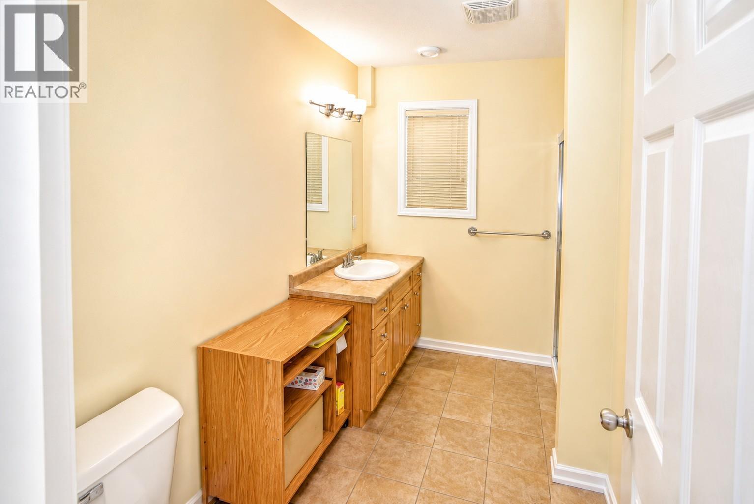 8128 Birchwood Drive, Trail, British Columbia  V1R 4Y3 - Photo 20 - 10399690