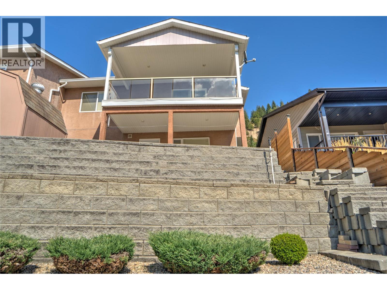 8128 Birchwood Drive, Trail, British Columbia  V1R 4Y3 - Photo 3 - 10399690
