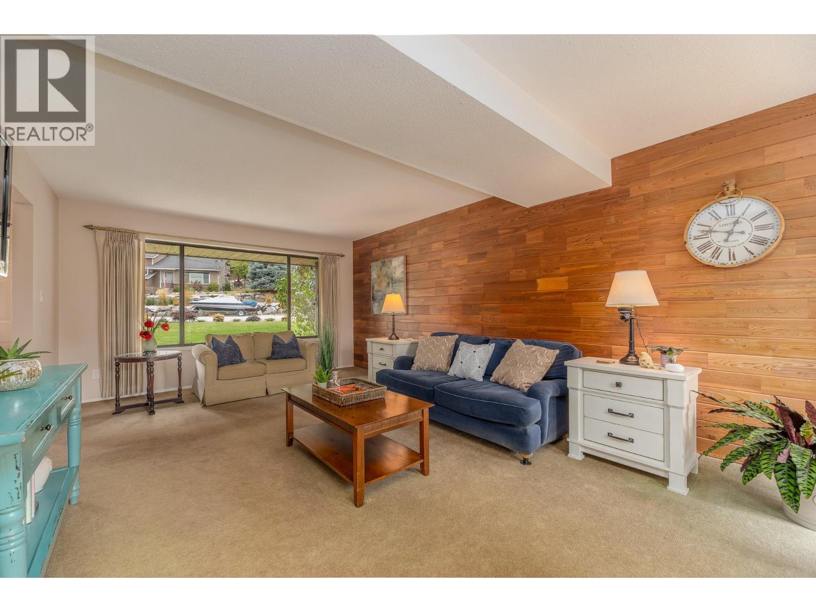 201 Sunnybrook Drive, Okanagan Falls, British Columbia  V0H 1R0 - Photo 10 - 10399020