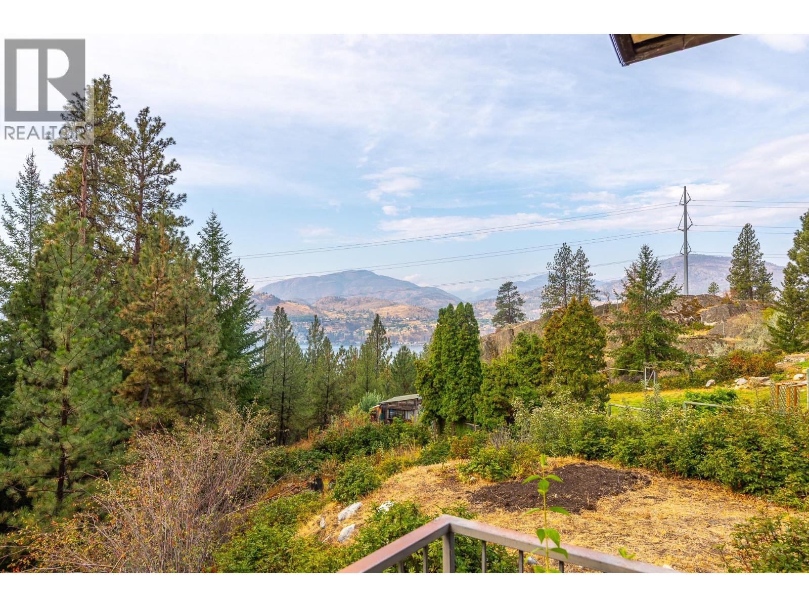 201 Sunnybrook Drive, Okanagan Falls, British Columbia  V0H 1R0 - Photo 46 - 10399020