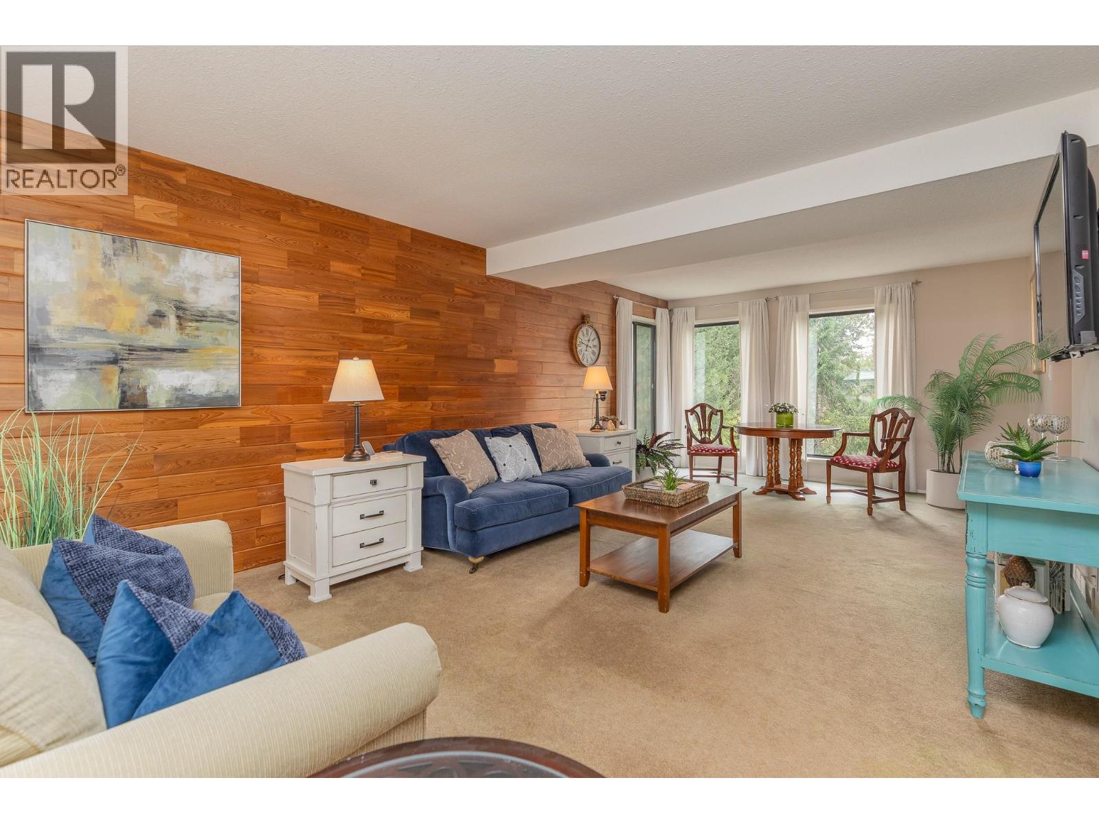 201 Sunnybrook Drive, Okanagan Falls, British Columbia  V0H 1R0 - Photo 7 - 10399020