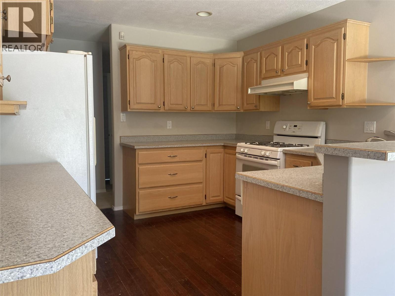 7594 2nd Street, Grand Forks, British Columbia  V0H 1H0 - Photo 12 - 10395359