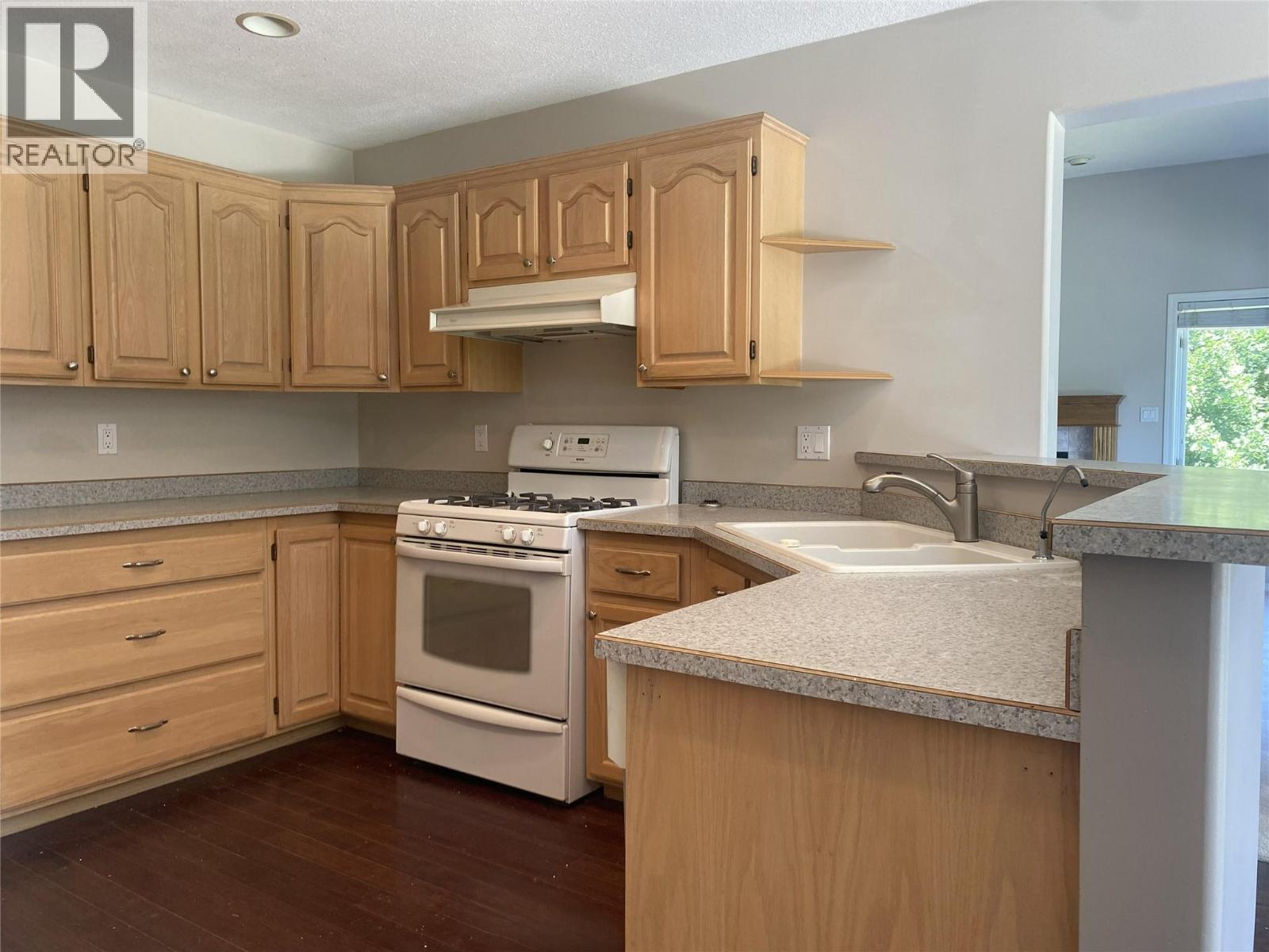 7594 2nd Street, Grand Forks, British Columbia  V0H 1H0 - Photo 15 - 10395359