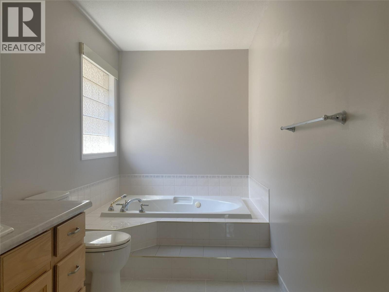 7594 2nd Street, Grand Forks, British Columbia  V0H 1H0 - Photo 30 - 10395359