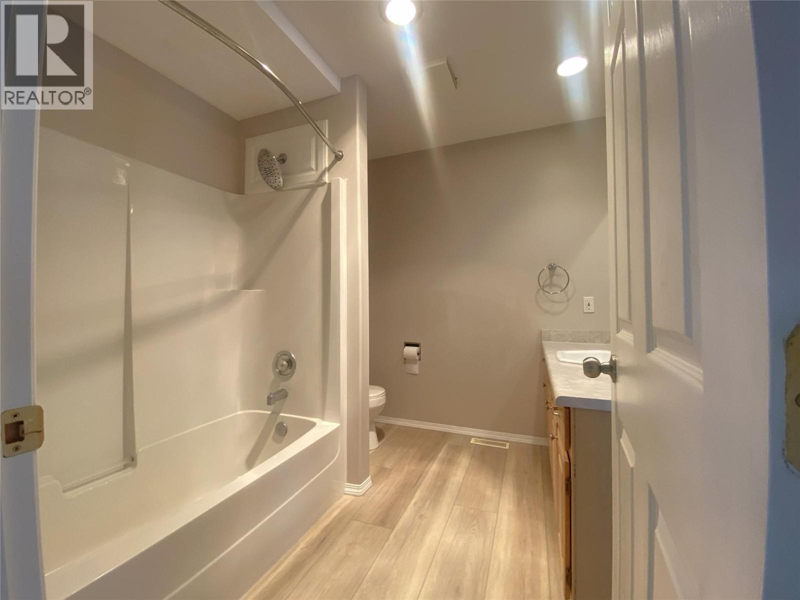 7594 2nd Street, Grand Forks, British Columbia  V0H 1H0 - Photo 44 - 10395359