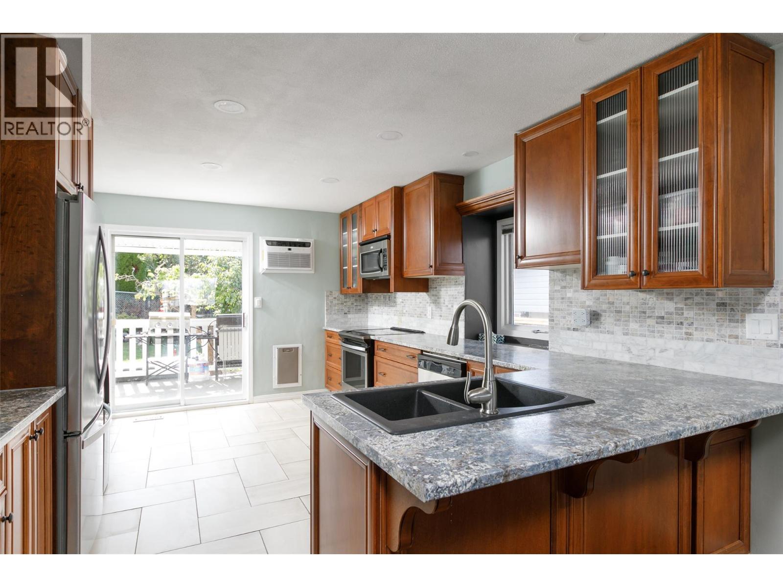6400 Spencer Road Unit# 8, Kelowna, British Columbia  V1X 7T6 - Photo 6 - 10399681