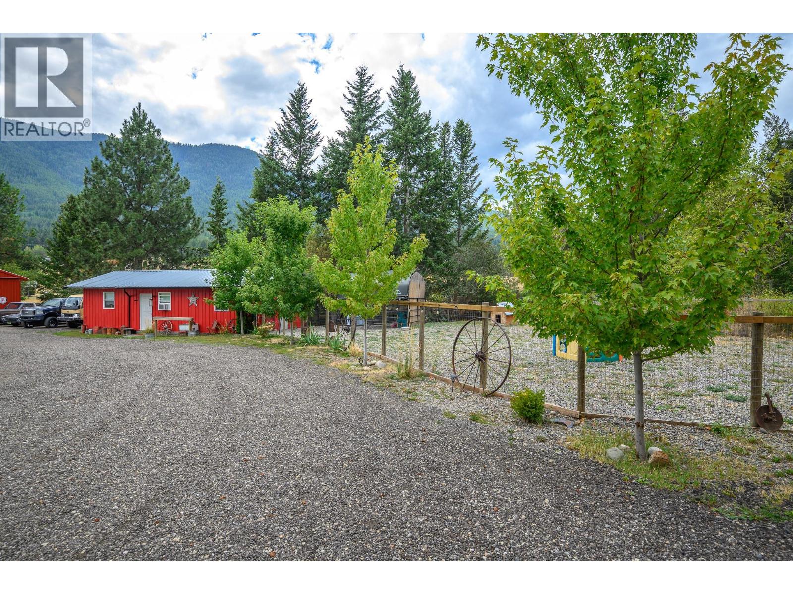 4446 Cedar Hill Road, Falkland, British Columbia  V0E 1W1 - Photo 39 - 10399387