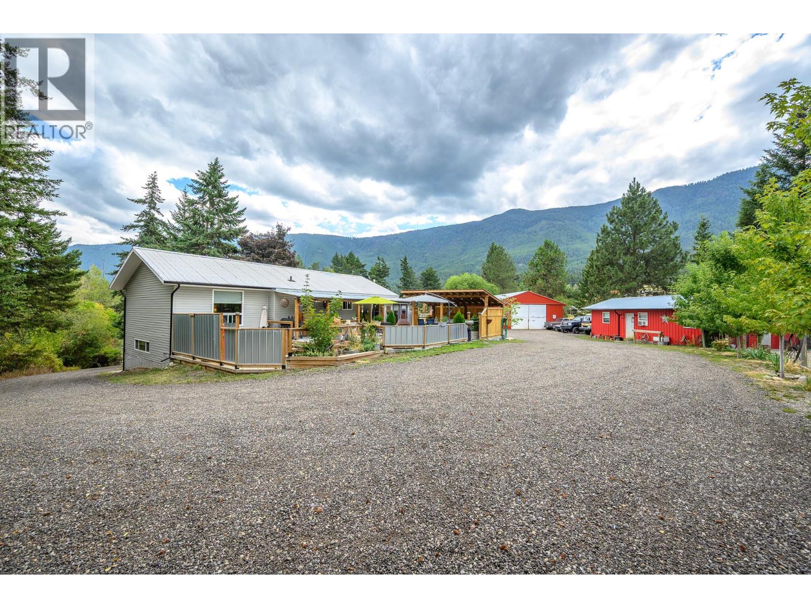 4446 Cedar Hill Road, Falkland, British Columbia  V0E 1W1 - Photo 40 - 10399387