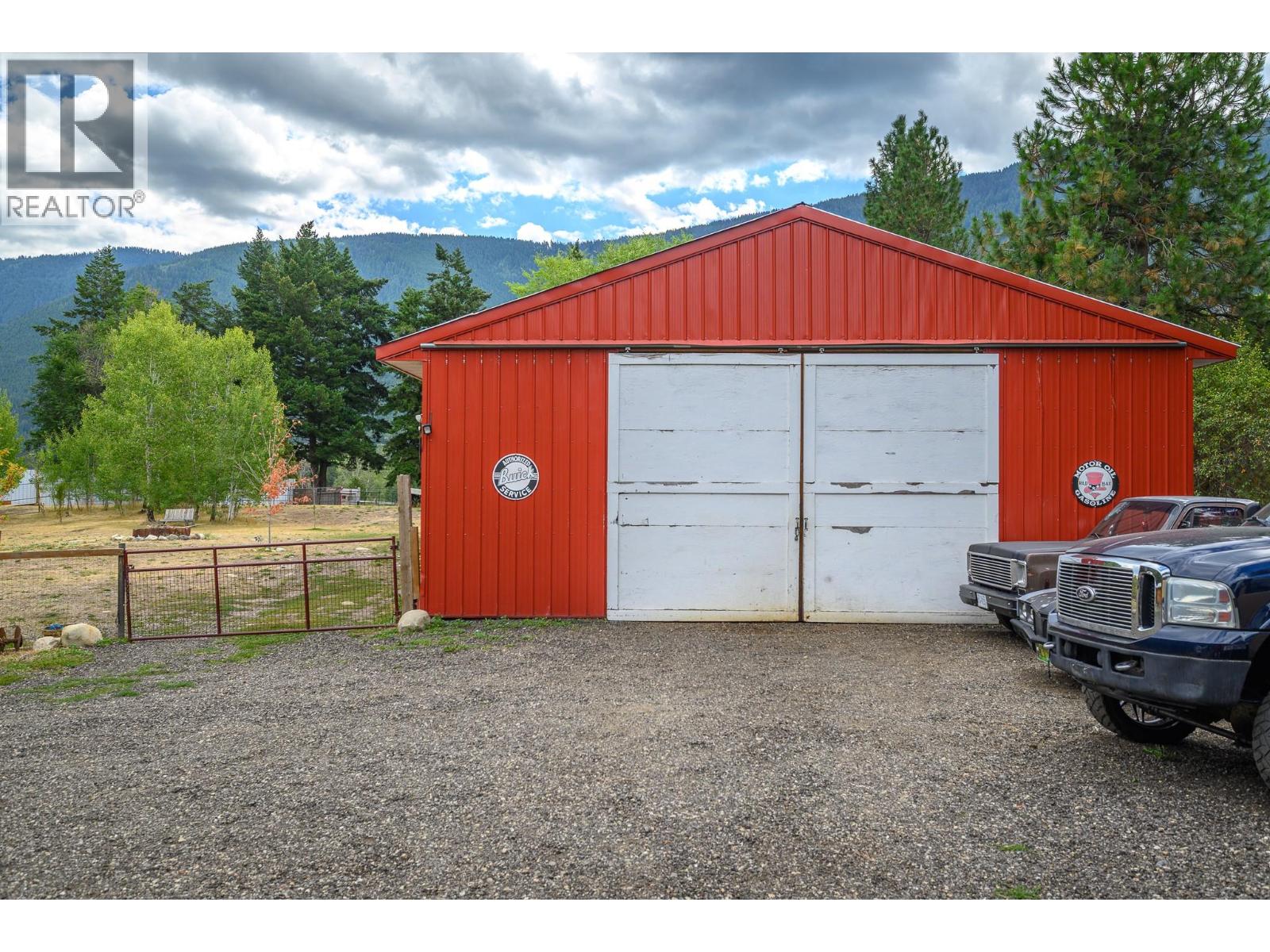 4446 Cedar Hill Road, Falkland, British Columbia  V0E 1W1 - Photo 43 - 10399387