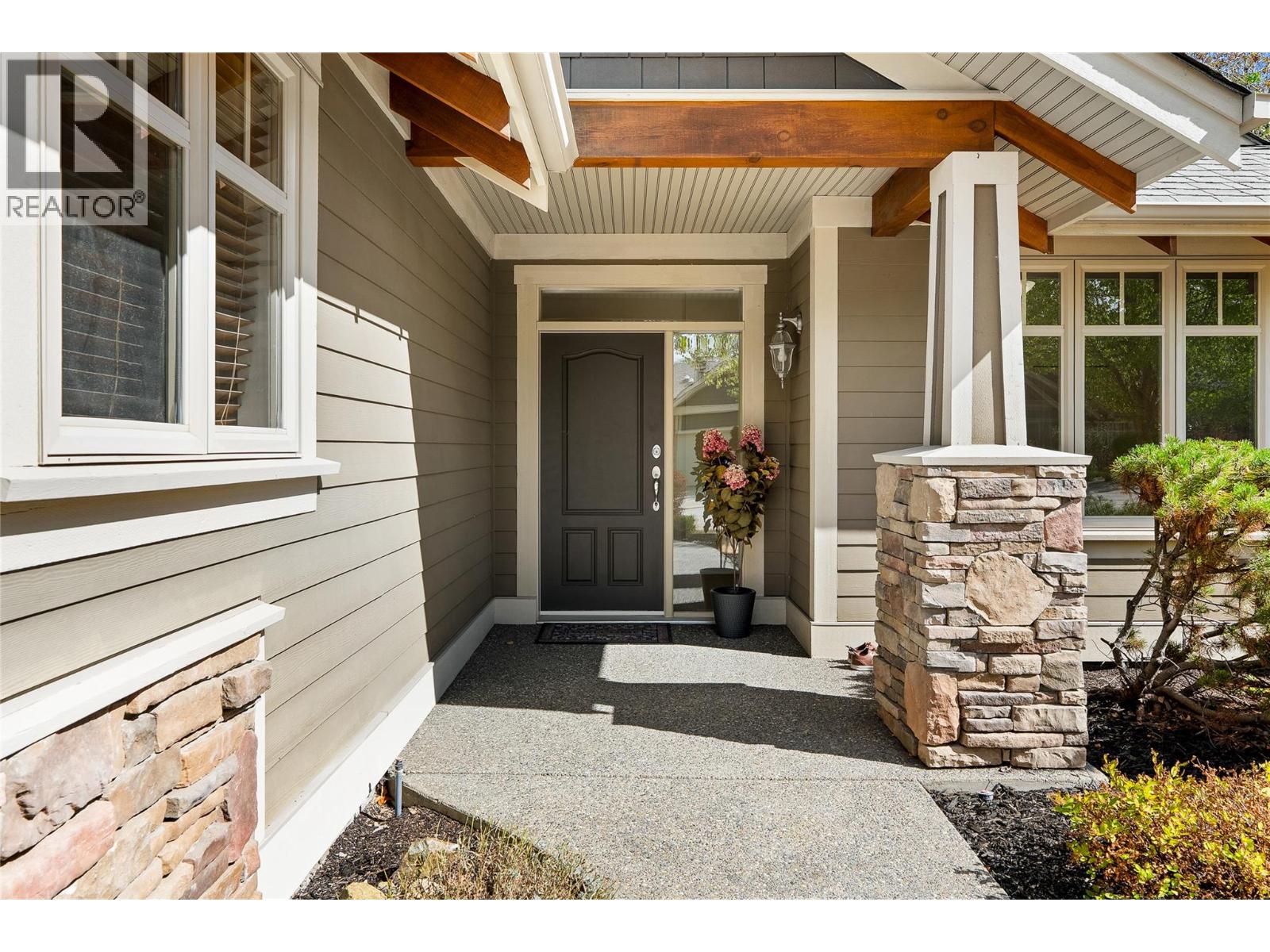 153 Mashie Crescent, Vernon, British Columbia  V1H 1V8 - Photo 3 - 10399247