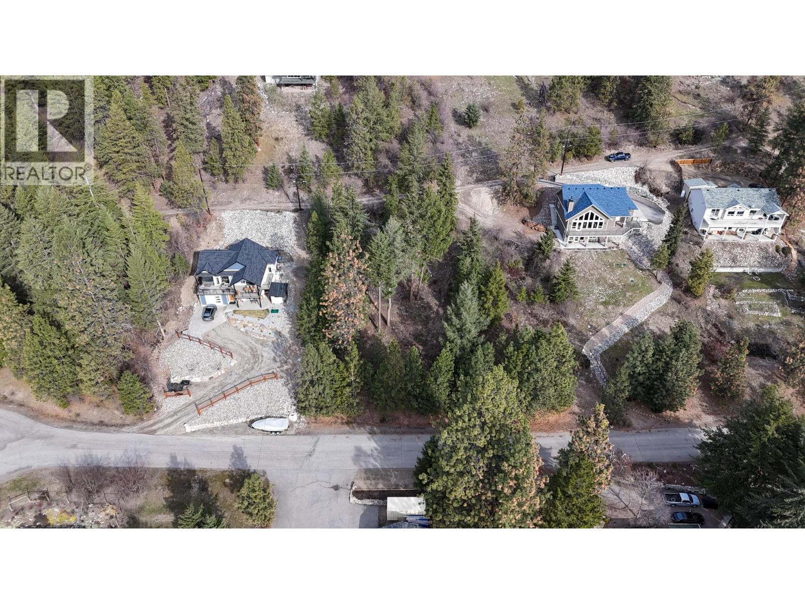 10766 Pinecrest Road, Vernon, British Columbia  V1H 2C1 - Photo 6 - 10399847