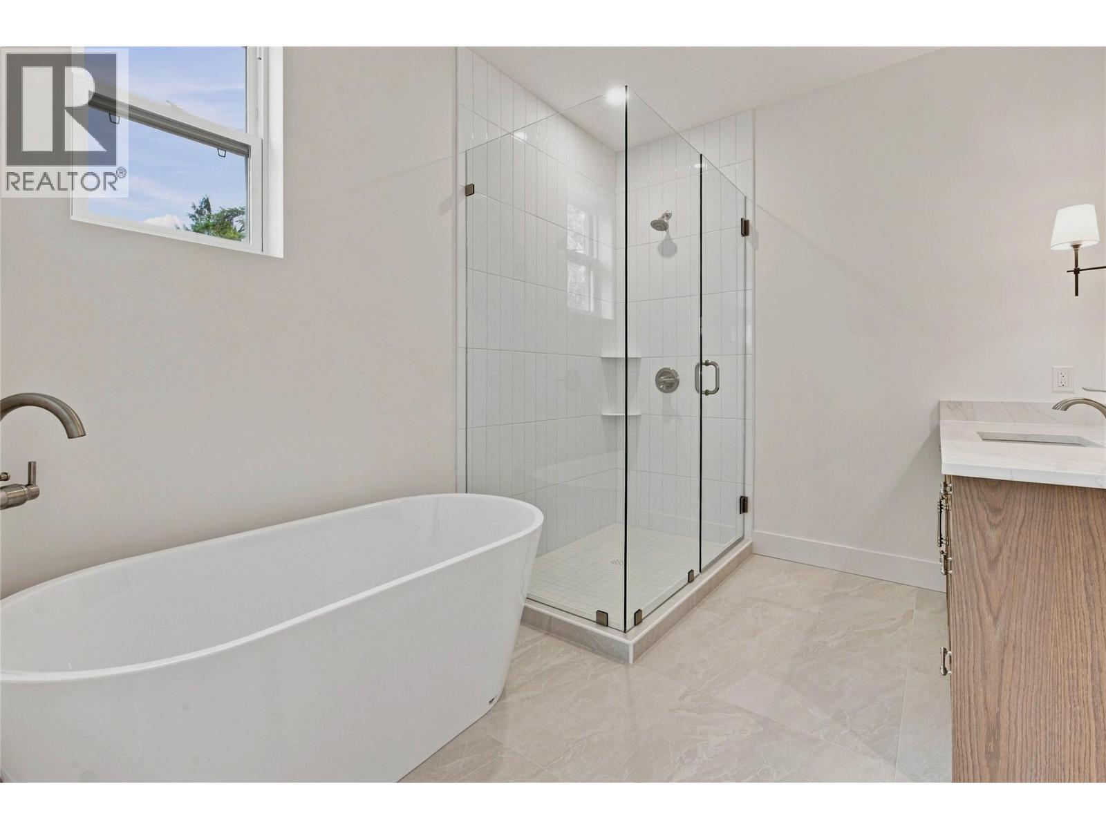 3630 Sage Avenue Unit# 102, Armstrong, British Columbia  V4y 0J2 - Photo 21 - 10399771