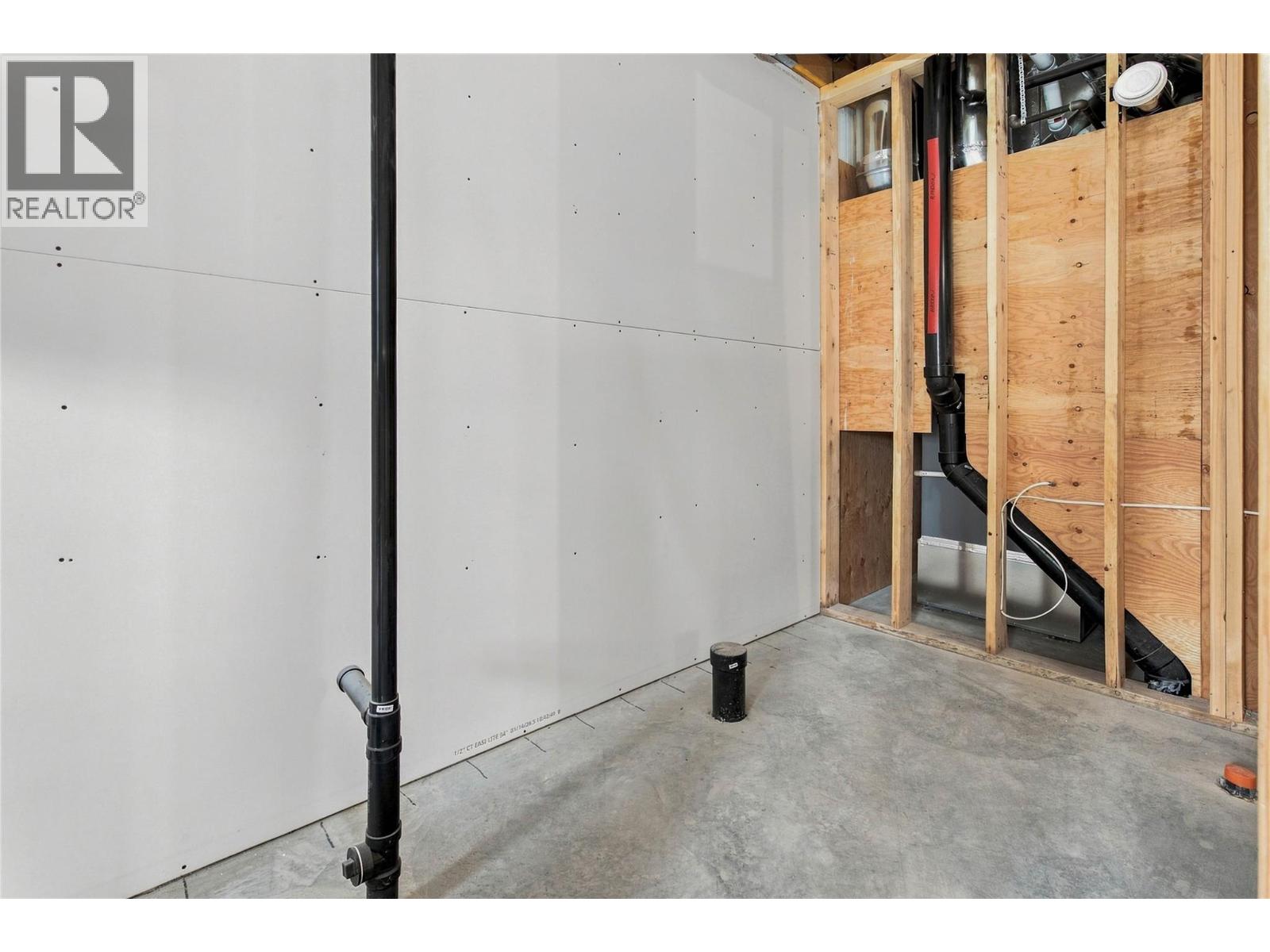3630 Sage Avenue Unit# 102, Armstrong, British Columbia  V4y 0J2 - Photo 27 - 10399771