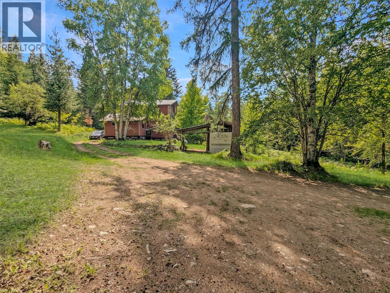 8802 Martens Road, Slocan, British Columbia  V0G 2C0 - Photo 16 - 10399861