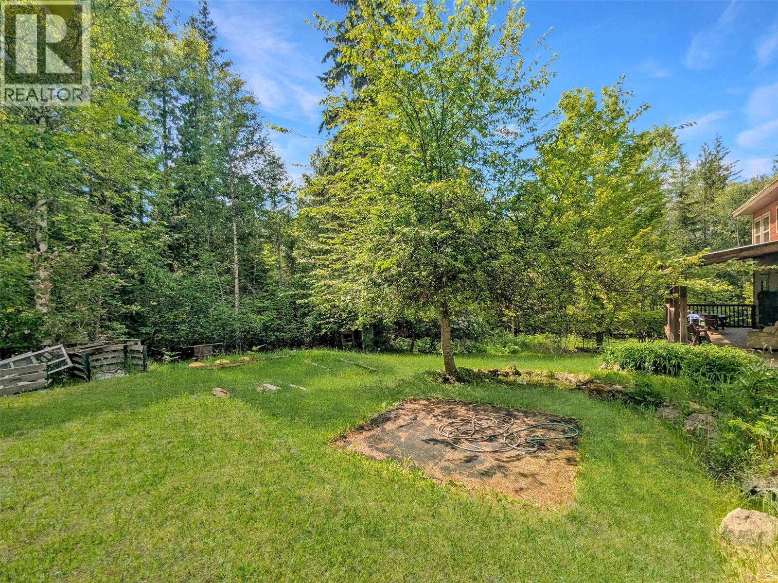 8802 Martens Road, Slocan, British Columbia  V0G 2C0 - Photo 19 - 10399861