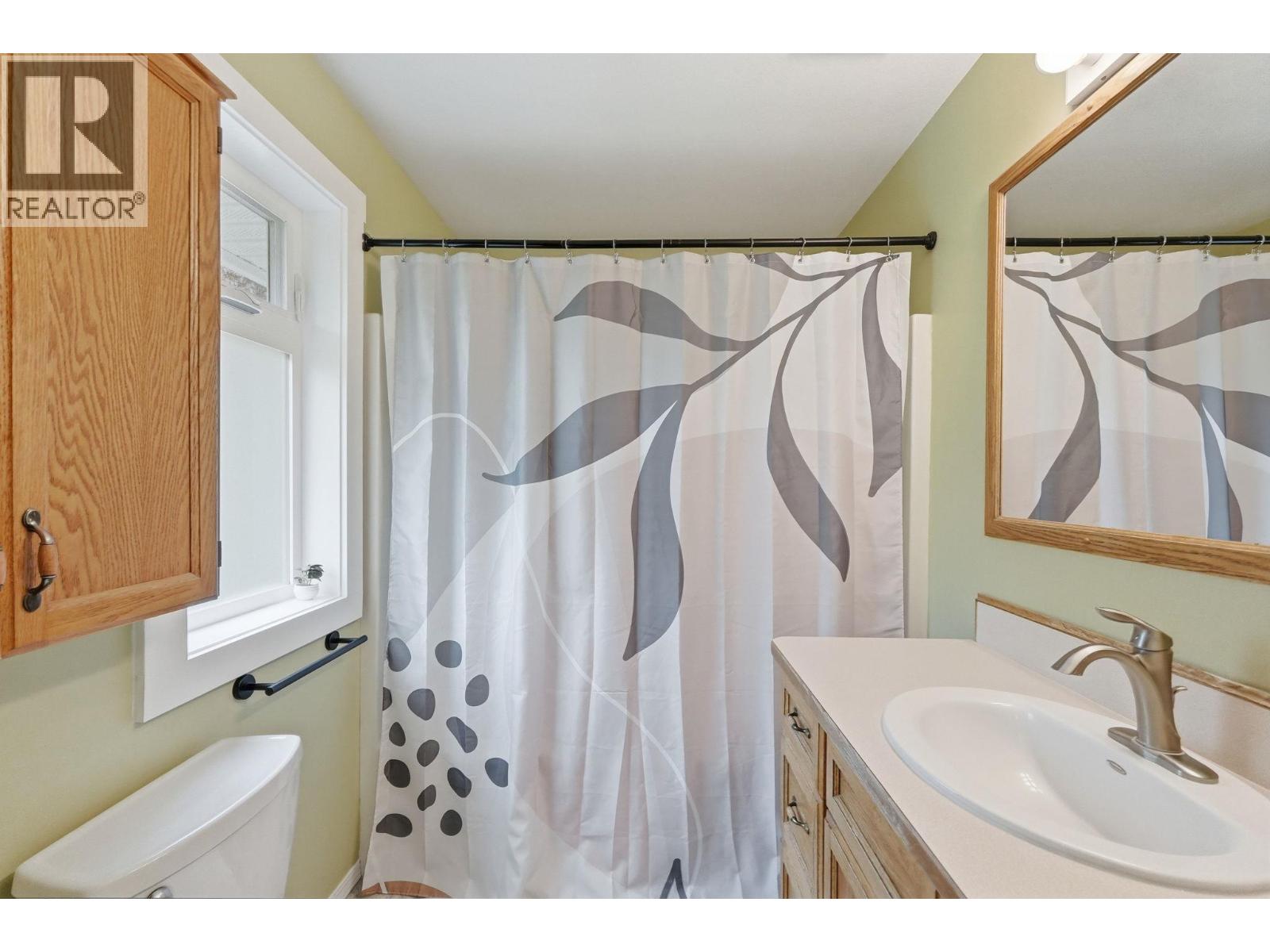 5978 Ness Court, Oliver, British Columbia  V0H 1T0 - Photo 19 - 10399800