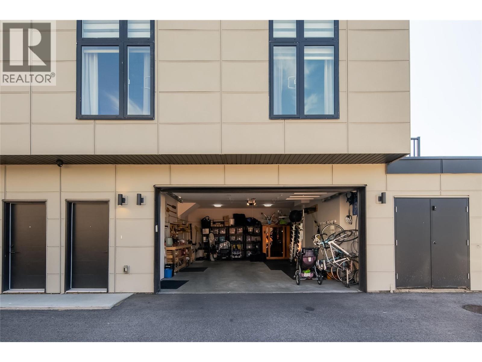 1524 Lakeview Street, Kelowna, British Columbia  V1Y 6R5 - Photo 2 - 10399720