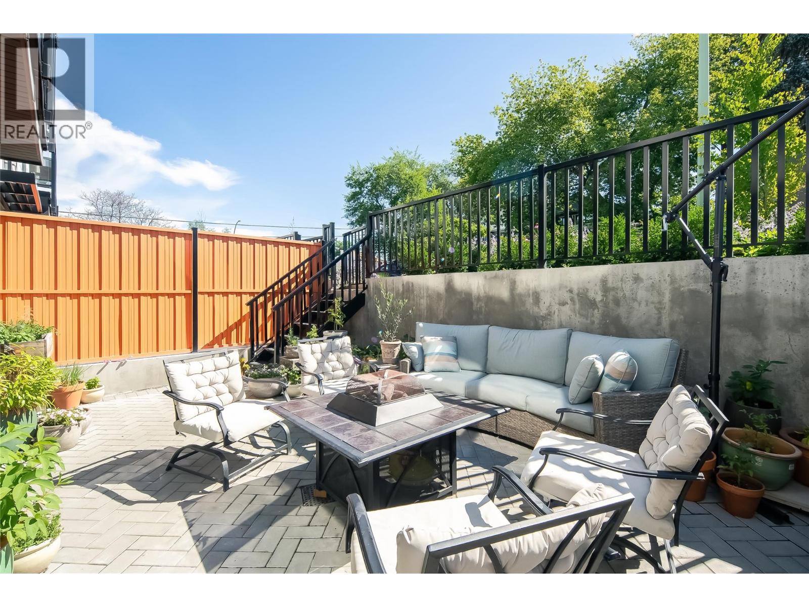 1524 Lakeview Street, Kelowna, British Columbia  V1Y 6R5 - Photo 4 - 10399720