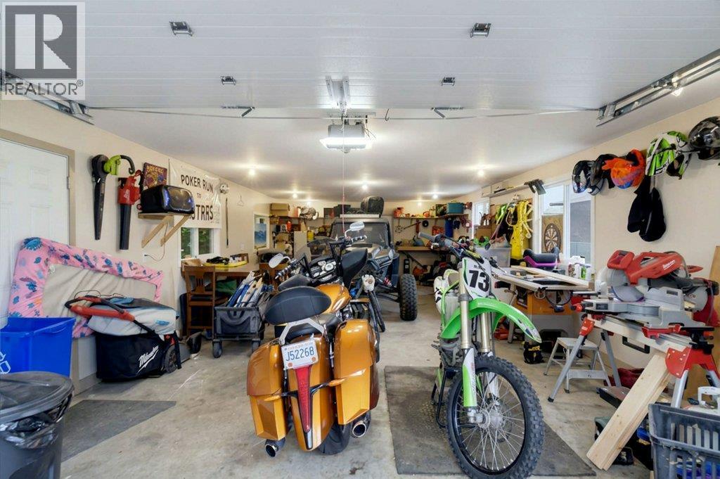 1910 30 Street Se, Salmon Arm, British Columbia  V1E 2E6 - Photo 64 - 10399772