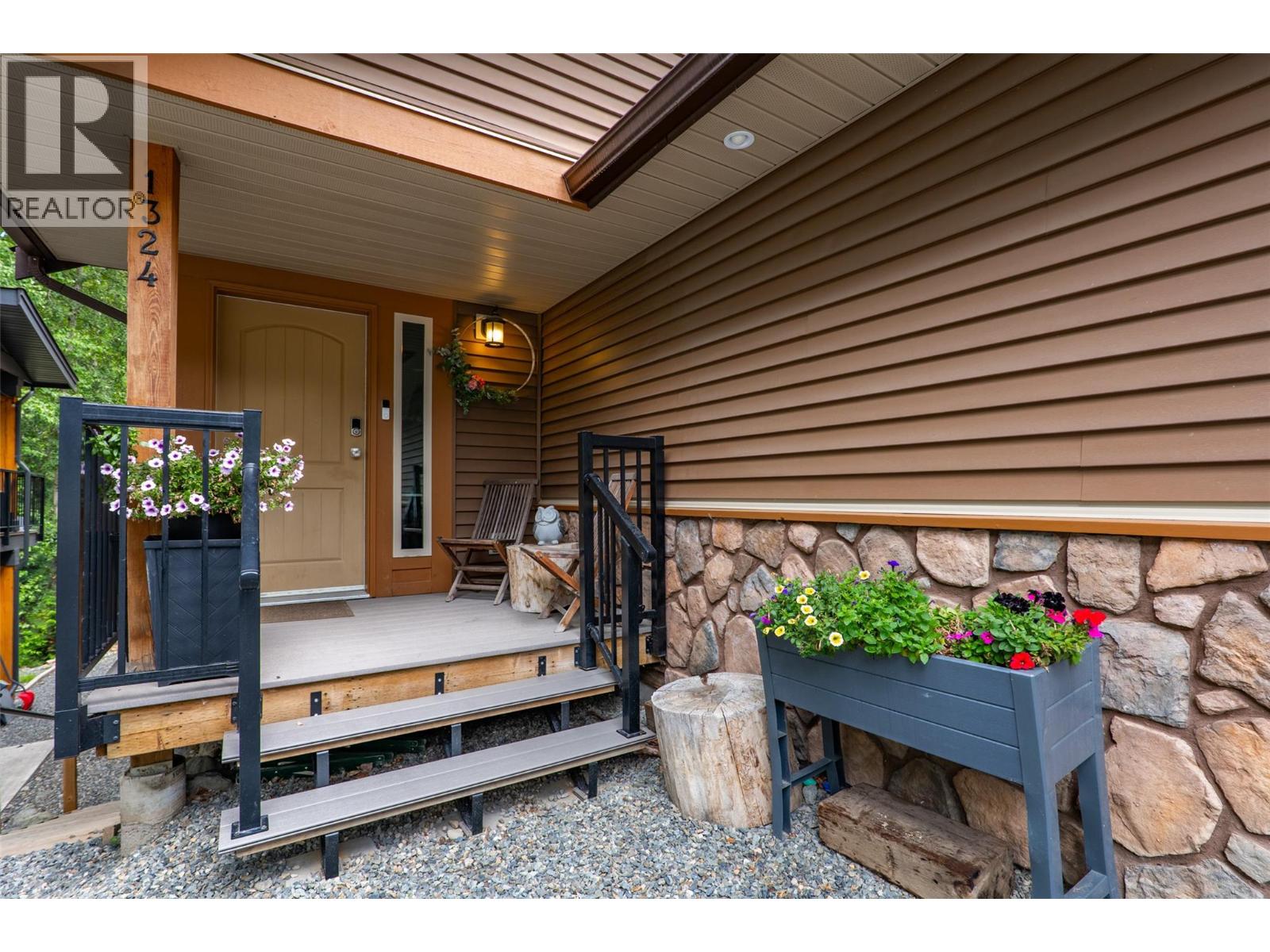 1324 Burfield Drive, Kamloops, British Columbia  V0E 5N0 - Photo 38 - 10399673