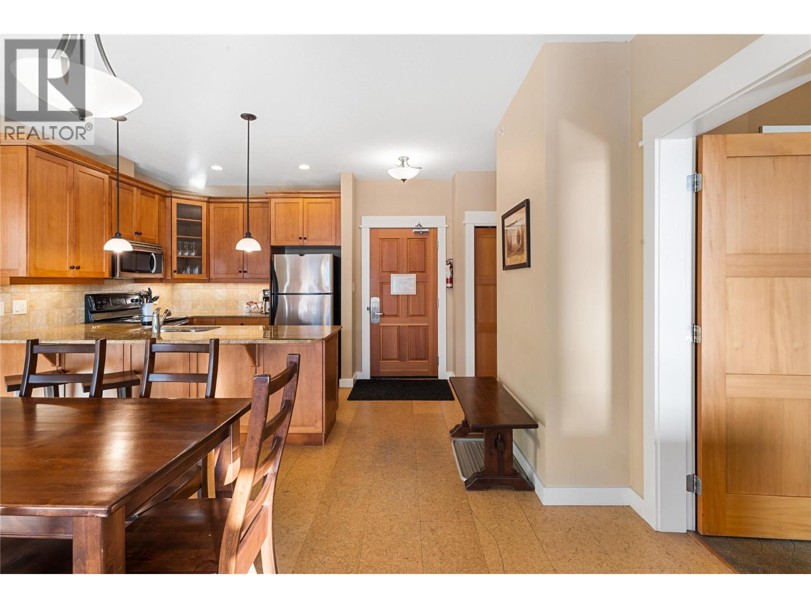 170 Silver Lode Lane Unit# 510, Silver Star, British Columbia  V1B 3M1 - Photo 10 - 10399852