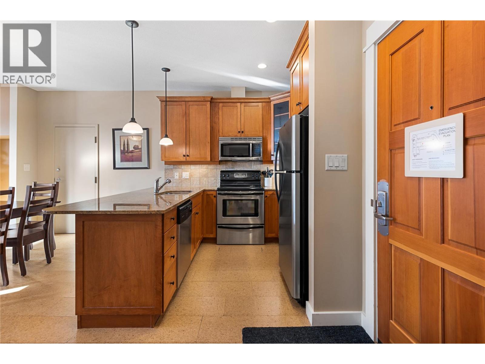 170 Silver Lode Lane Unit# 510, Silver Star, British Columbia  V1B 3M1 - Photo 5 - 10399852