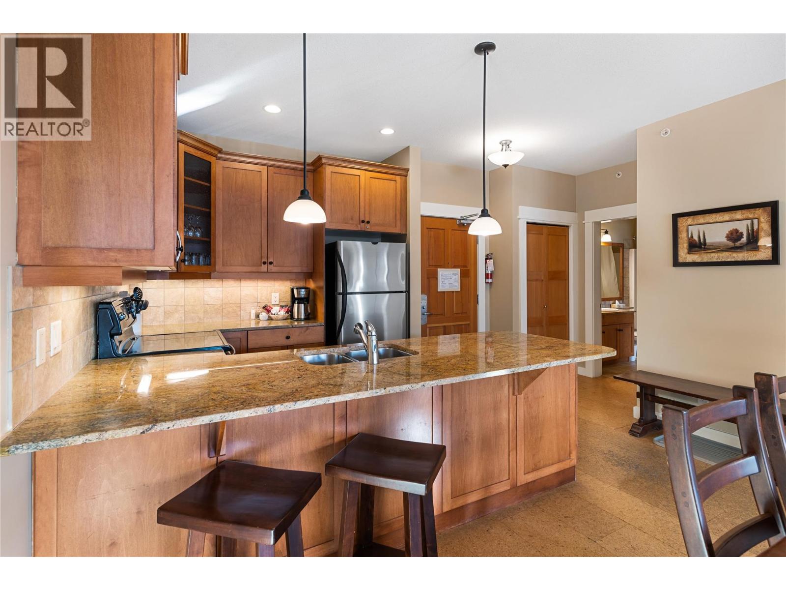 170 Silver Lode Lane Unit# 510, Silver Star, British Columbia  V1B 3M1 - Photo 6 - 10399852