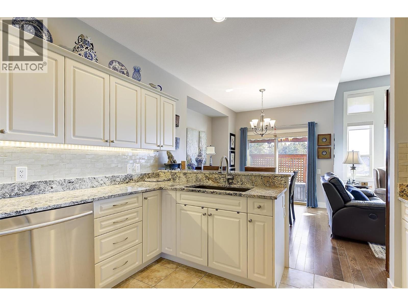 2085 Candalera Lane, West Kelowna, British Columbia  V4T 3K2 - Photo 10 - 10399749