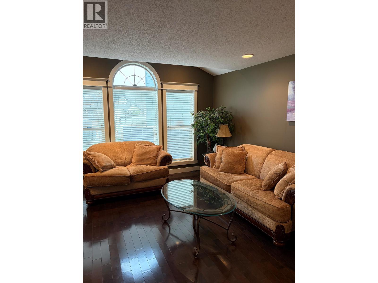 988 Arlington Court, Kamloops, British Columbia  V2B 8T4 - Photo 6 - 10395393