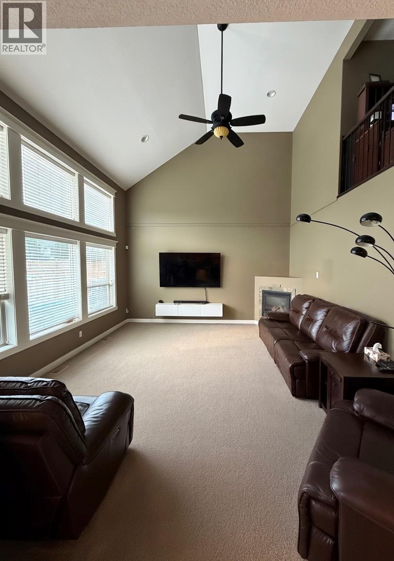 988 Arlington Court, Kamloops, British Columbia  V2B 8T4 - Photo 9 - 10395393