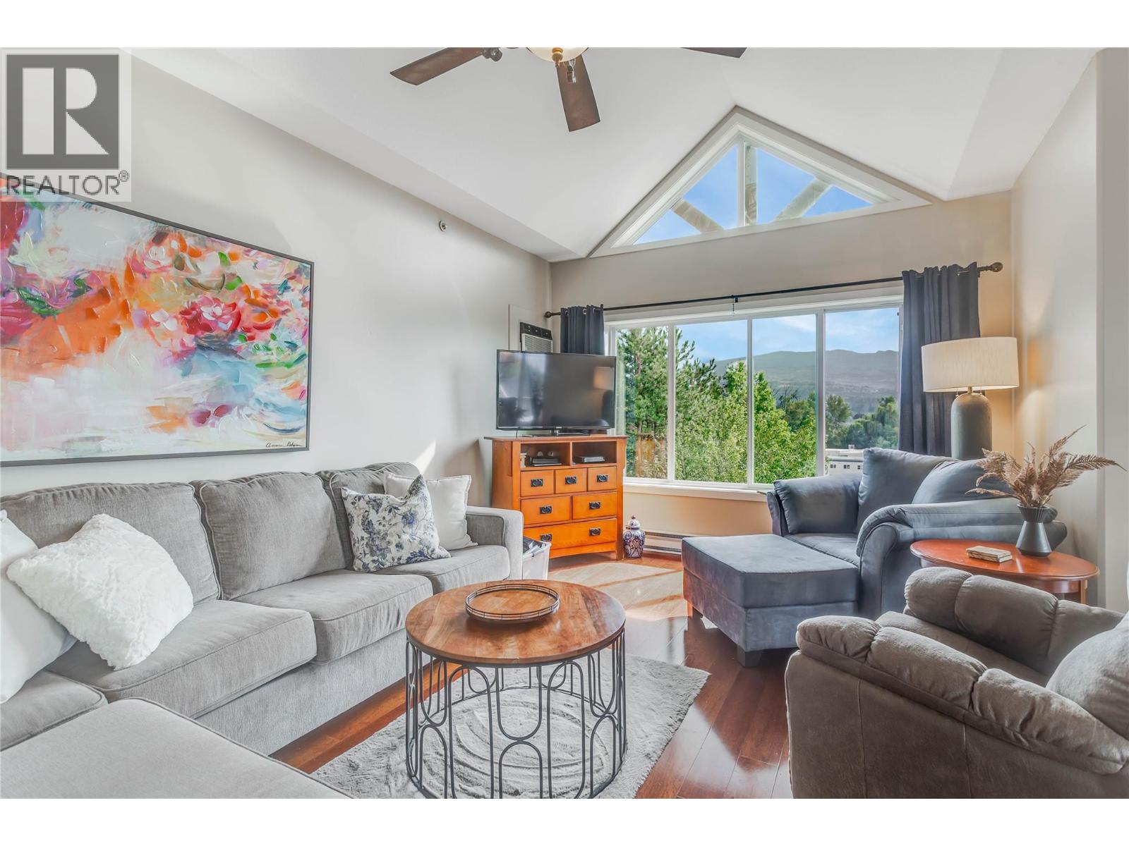 680 Lequime Road Unit# 406, Kelowna, British Columbia  V1W 1A4 - Photo 2 - 10399533