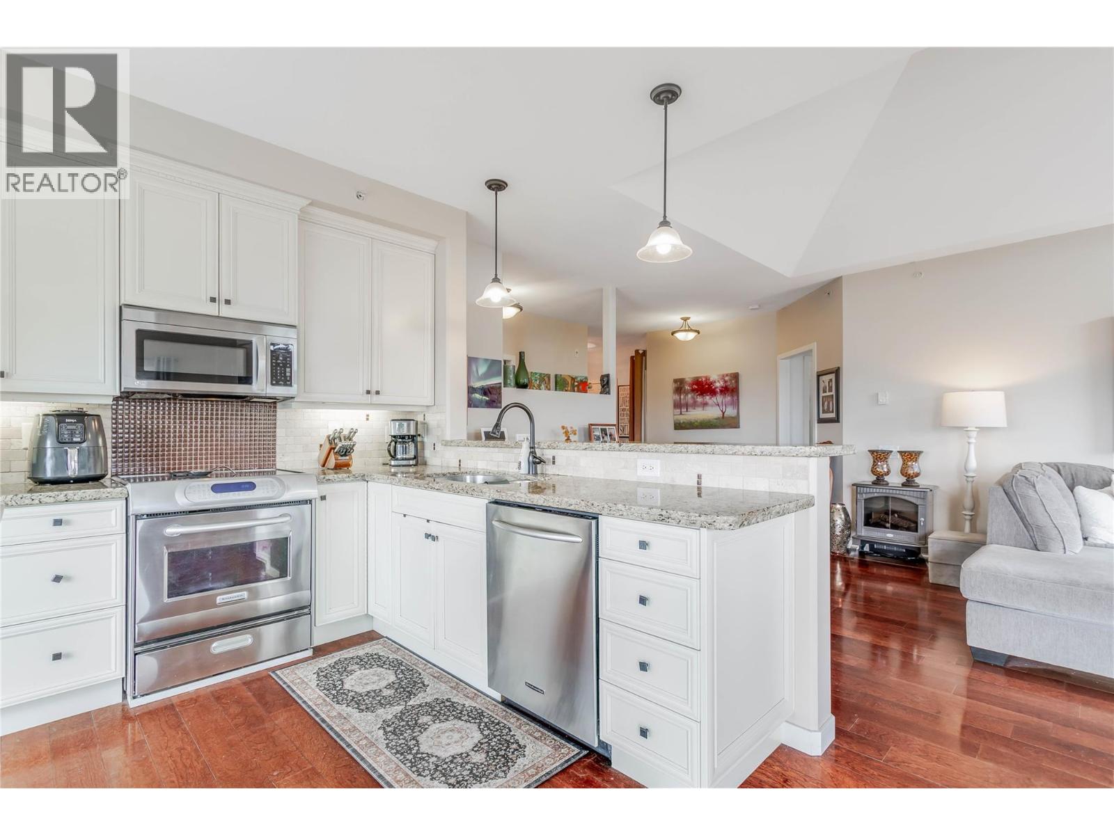 680 Lequime Road Unit# 406, Kelowna, British Columbia  V1W 1A4 - Photo 4 - 10399533