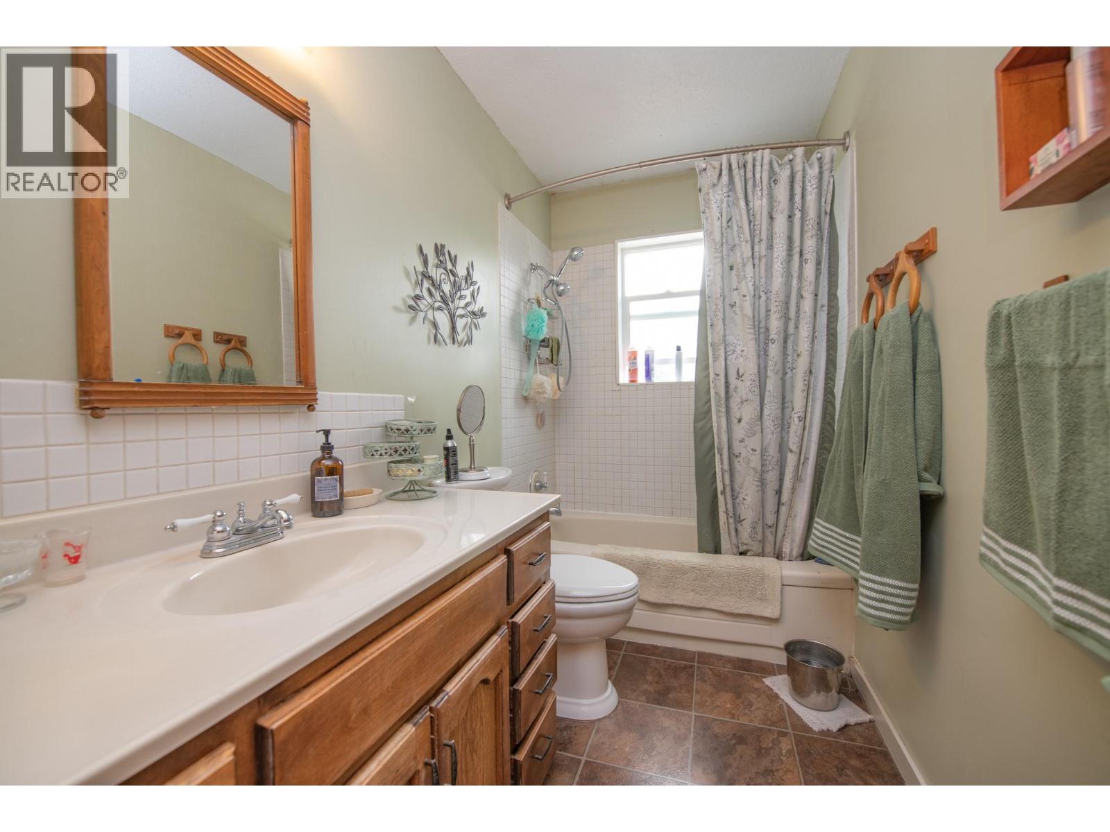 759 Heather Road, Lumby, British Columbia  V0E 2G7 - Photo 19 - 10399151