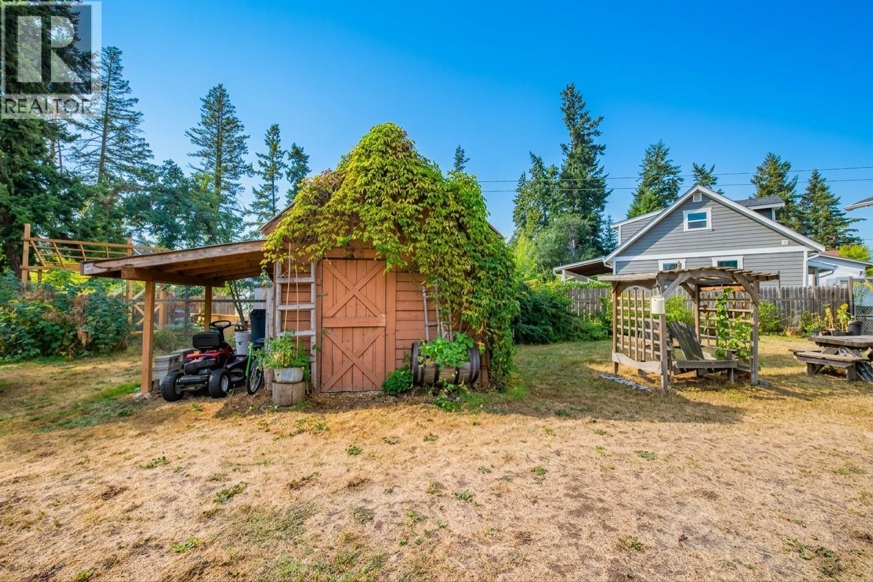 759 Heather Road, Lumby, British Columbia  V0E 2G7 - Photo 57 - 10399151